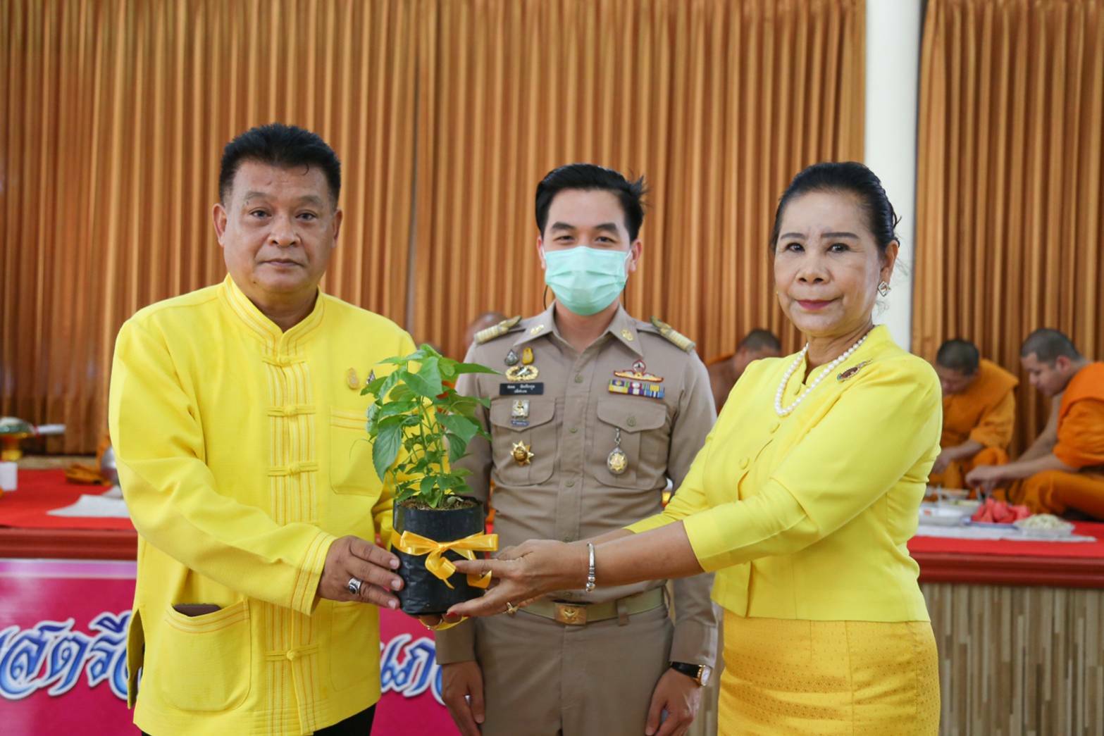 “พช.ระยอง” เสริมพลังสตรีแกลง “ทำความดีด้วยหัวใจ” เนื่องในวันสตรีสากล 2564