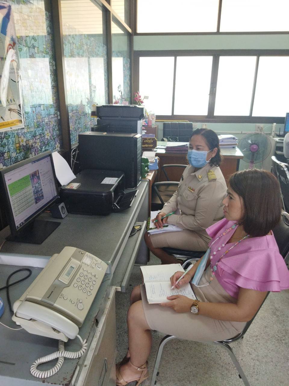 “พช.ระยอง” ร่วมประชุมชี้แจง เร่งรัด กำกับ ติดตาม การดำเนินงานกองทุนพัฒนาบทบาทสตรี ครั้งที่ 3/2564