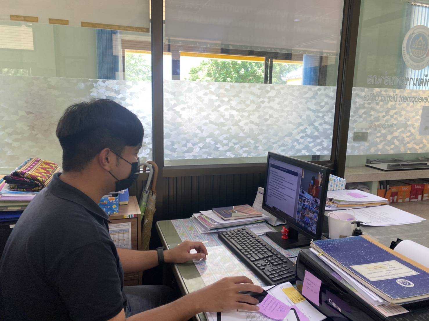 “พจ.ระยอง” ร่วมประชุมชี้แจง เร่งรัด กำกับ ติดตาม การดำเนินงานกองทุนพัฒนาบทบาทสตรี ครั้งที่ 4/2564 ผ่านระบบ Video Conference