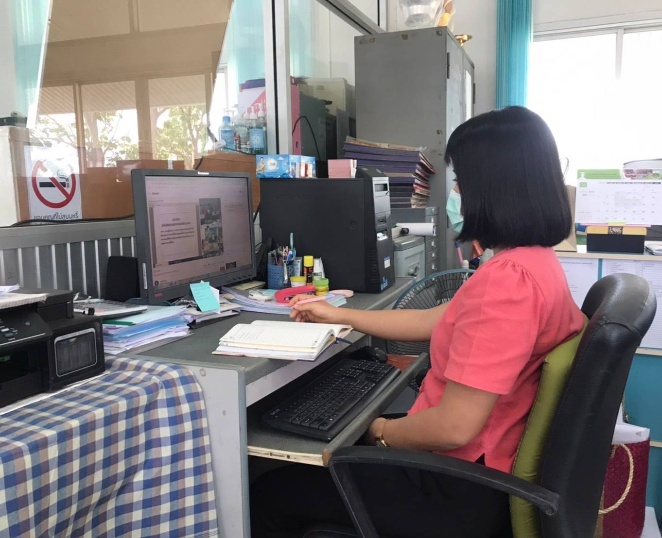 “พจ.ระยอง” ร่วมประชุมชี้แจง เร่งรัด กำกับ ติดตาม การดำเนินงานกองทุนพัฒนาบทบาทสตรี ครั้งที่ 4/2564 ผ่านระบบ Video Conference