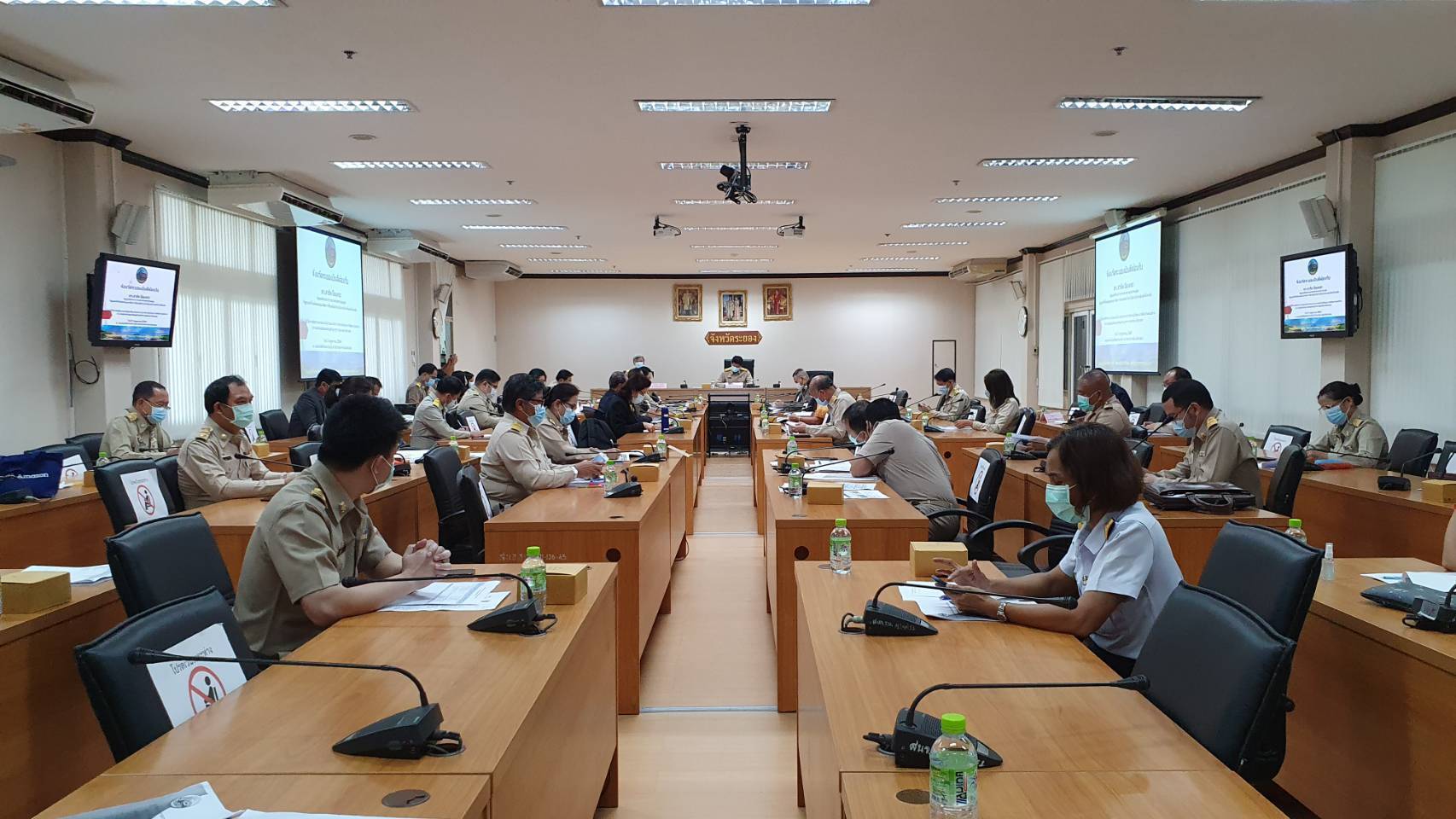 “พช.ระยอง” ร่วมประชุมคณะกรรมการขับเคลื่อนไทยไปด้วยกันจังหวัดระยอง ครั้งที่ 2/2564