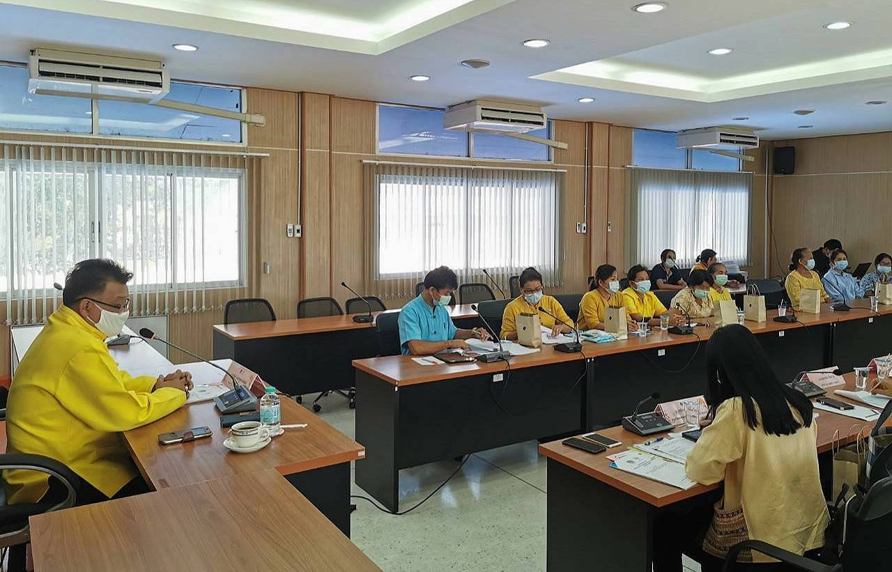 “พช.ระยอง” เดินหน้าคัดเลือกคนกองทุนพัฒนาบทบาทสตรีดีเด่นระดับจังหวัด ตามโครงการเชิดชูเกียรติคนกองทุนพัฒนาบทบาทสตรี ประจำปี 2564 วันที่ 2 ณ อำเภอบ้านค่ายและอำเภอปลวกแดง