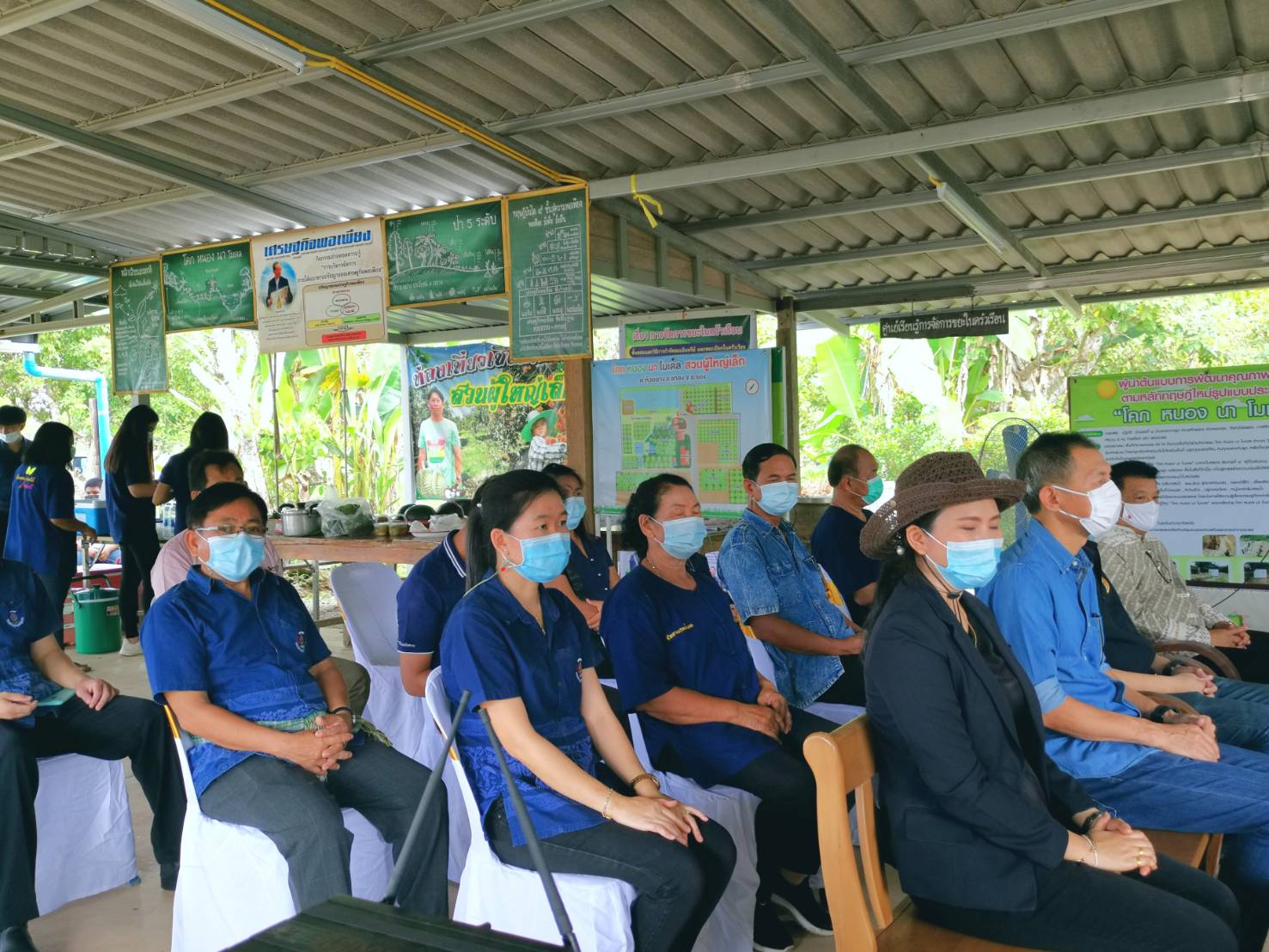 “พช.ระยอง” ร่วมให้กำลังใจและสนับสนุนผู้นำการเปลี่ยนแปลงตำบลห้วยยาง อำเภอแกลง ที่เข้าประกวดผู้นำการเปลี่ยนแปลงดีเด่น ระดับเขตตรวจราชการที่ 8 (กลุ่มจังหวัดภาคตะวันออก 1) ผ่านระบบ ZOOM”