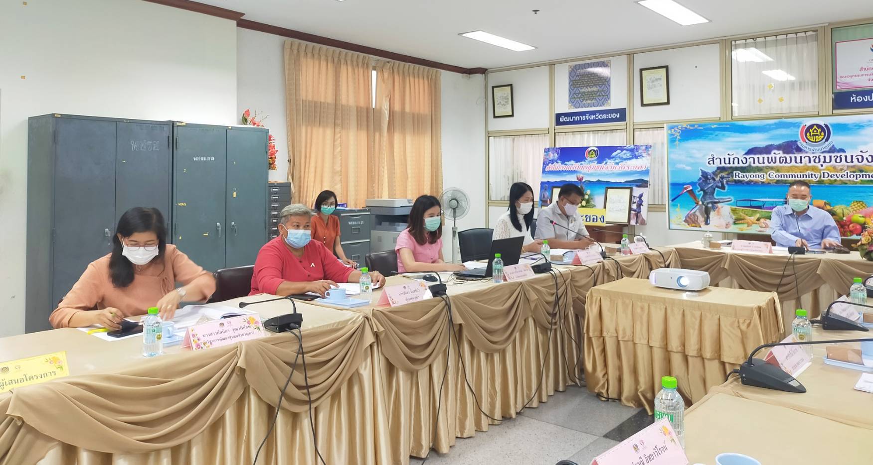 “พช.ระยอง”  ประชุมคณะอนุกรรมการบริหารกองทุนพัฒนาบทบาทสตรีระดับจังหวัด ครั้งที่ 7  ประจำปีงบประมาณ พ.ศ. 2564