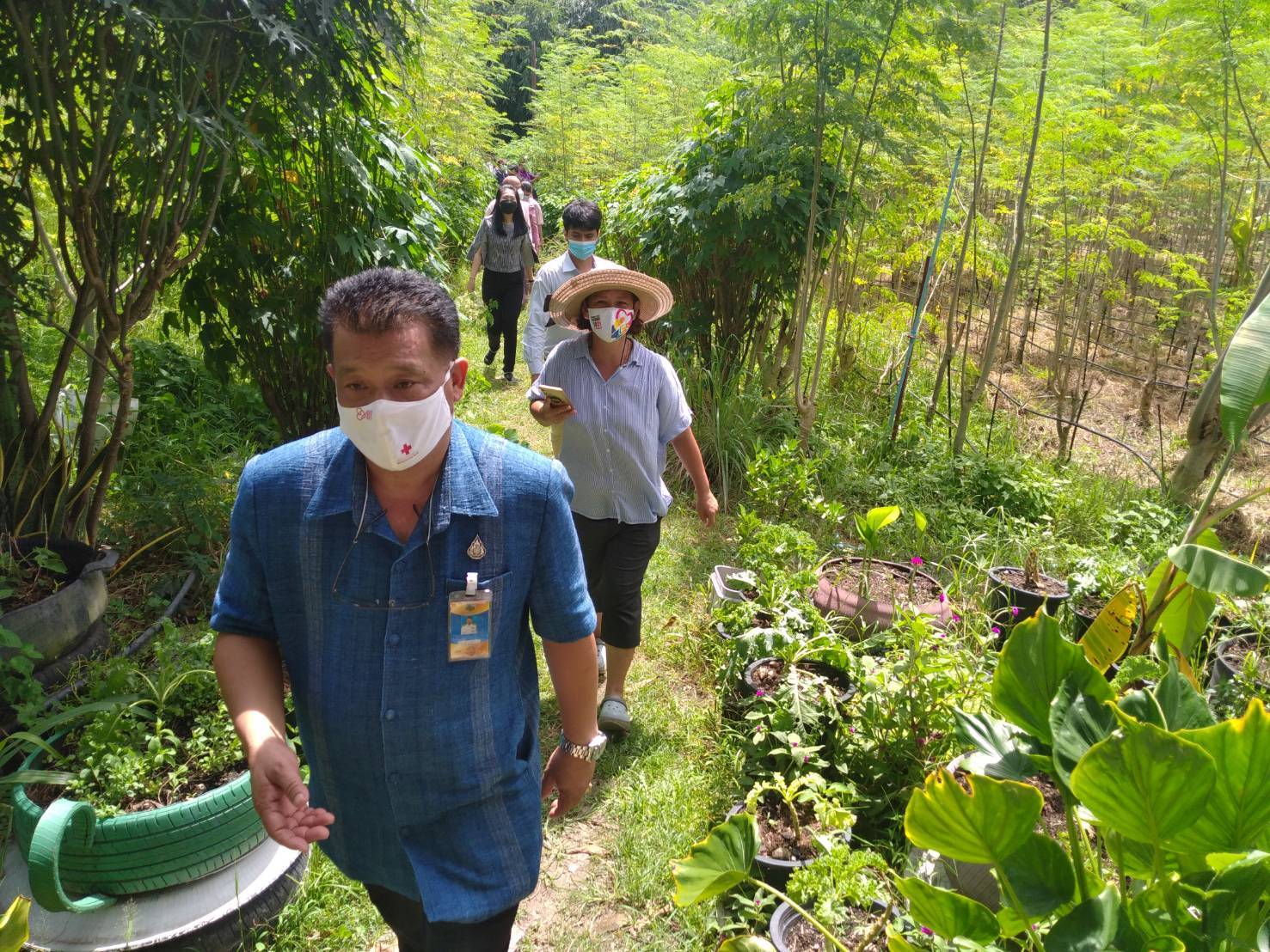 “พช.ระยอง” ขับเคลื่อนกิจกรรมการคัดสรรหมู่บ้านเศรษฐกิจพอเพียง “อยู่เย็น เป็นสุข” ดีเด่นระดับจังหวัด และกิจกรรมพัฒนาชุมชนดีเด่น ระดับจังหวัดประจำปี 2564