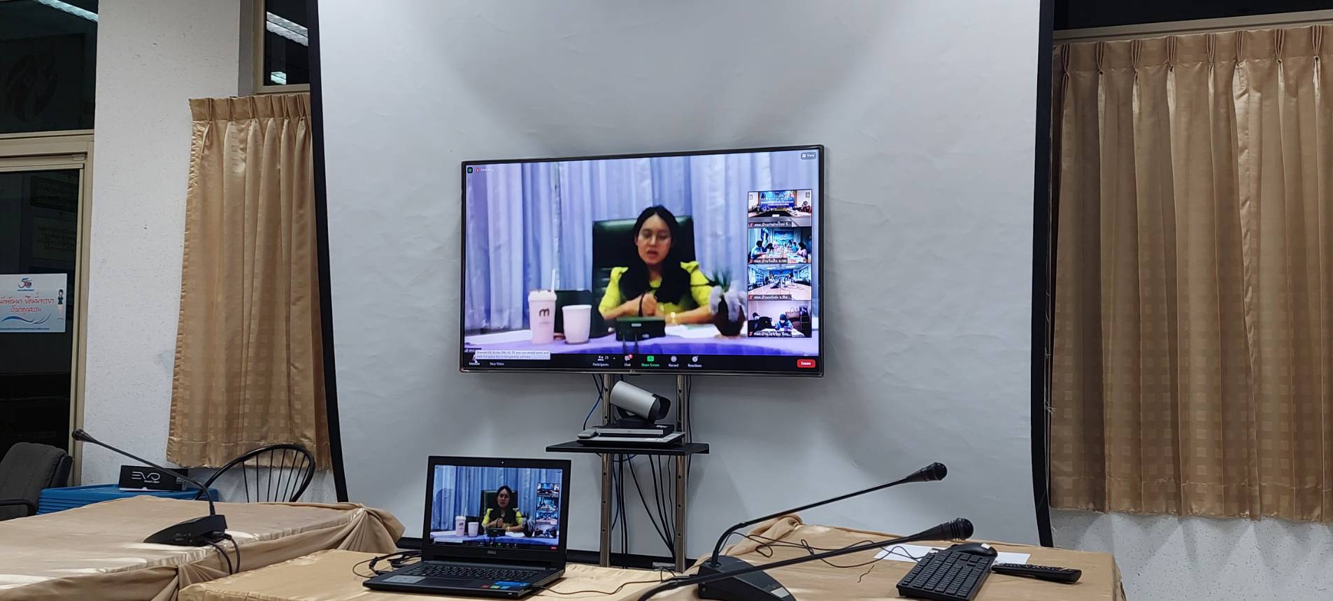 “พช.ระยอง” ร่วมประชุมเชิงปฏิบัติการพัฒนาศักยภาพศูนย์จัดการกองทุนชุมชนสู่การเป็นต้นแบบด้านการบริหารจัดการหนี้ผ่านระบบออนไลน์ (ระบบ Zoom) ระหว่างวันที่  16-18 มิถุนายน 2564