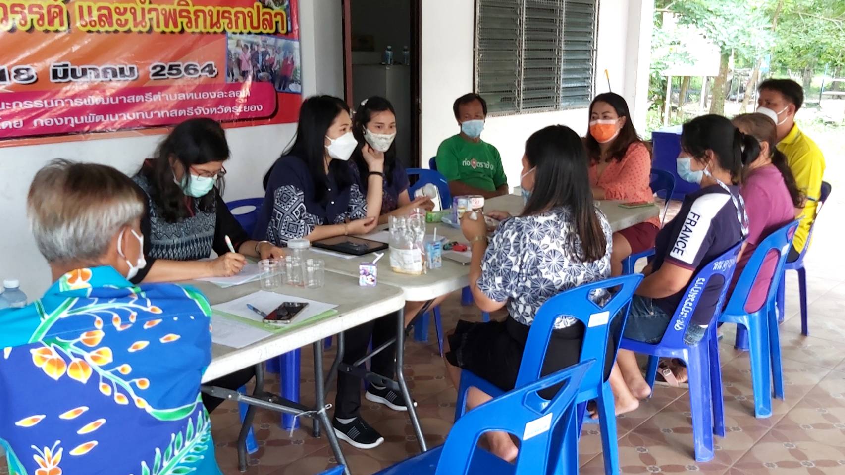 “พช.ระยอง” ติดตามสนับสนุนการพัฒนาผลิตภัณฑ์ OTOP โดยเครือข่ายองค์ความรู้ KBO จังหวัด