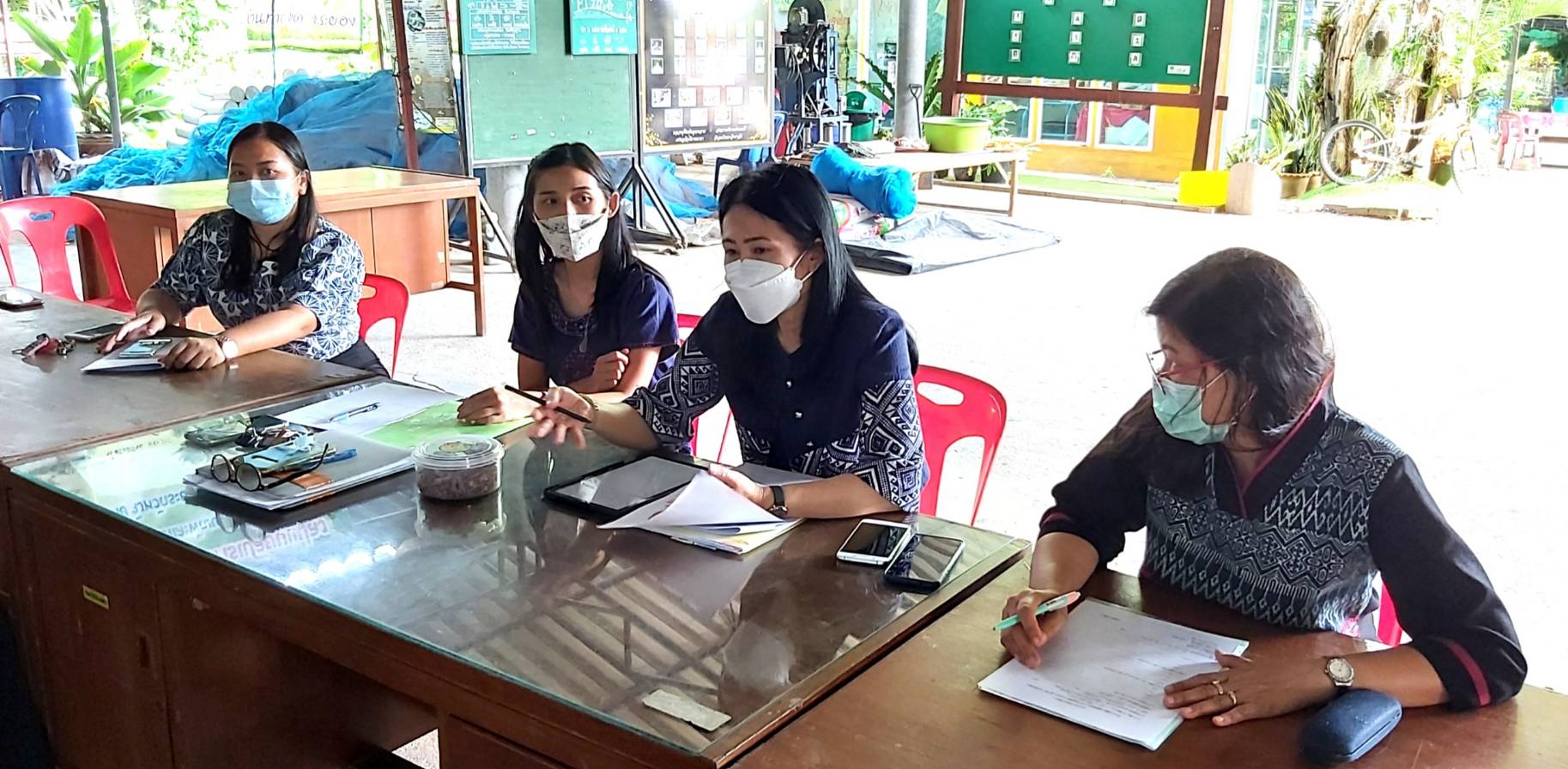 “พช.ระยอง” ติดตามสนับสนุนการพัฒนาผลิตภัณฑ์ OTOP โดยเครือข่ายองค์ความรู้ KBO จังหวัด