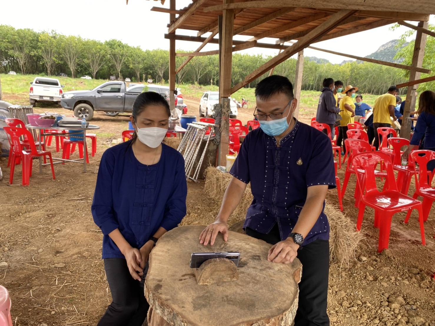 “พช .ระยอง”  ร่วมประชุมติดตามการดำเนินงานและการใช้จ่ายงบประมาณกองทุนพัฒนาบทบาทสตรี ประจำปีงบประมาณ พ.ศ. 2564  ผ่านระบบวีดิทัศน์ทางไกล (Video Conference) ครั้งที่ 5/2564