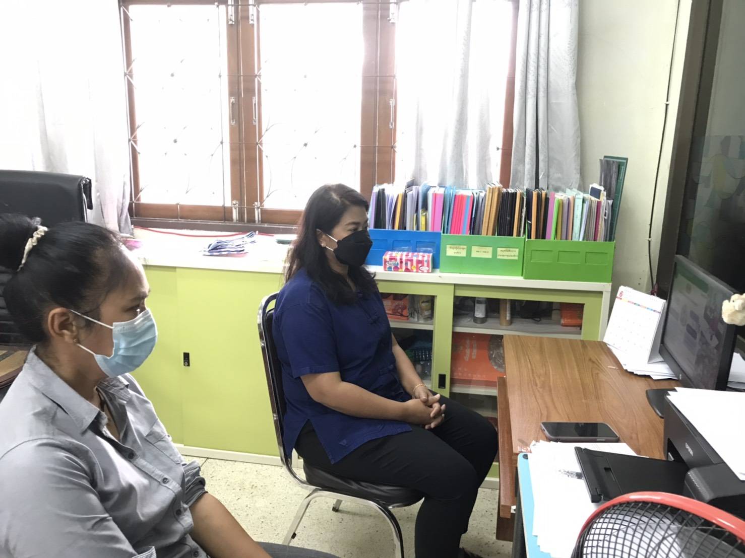 “พช .ระยอง”  ร่วมประชุมติดตามการดำเนินงานและการใช้จ่ายงบประมาณกองทุนพัฒนาบทบาทสตรี ประจำปีงบประมาณ พ.ศ. 2564  ผ่านระบบวีดิทัศน์ทางไกล (Video Conference) ครั้งที่ 5/2564