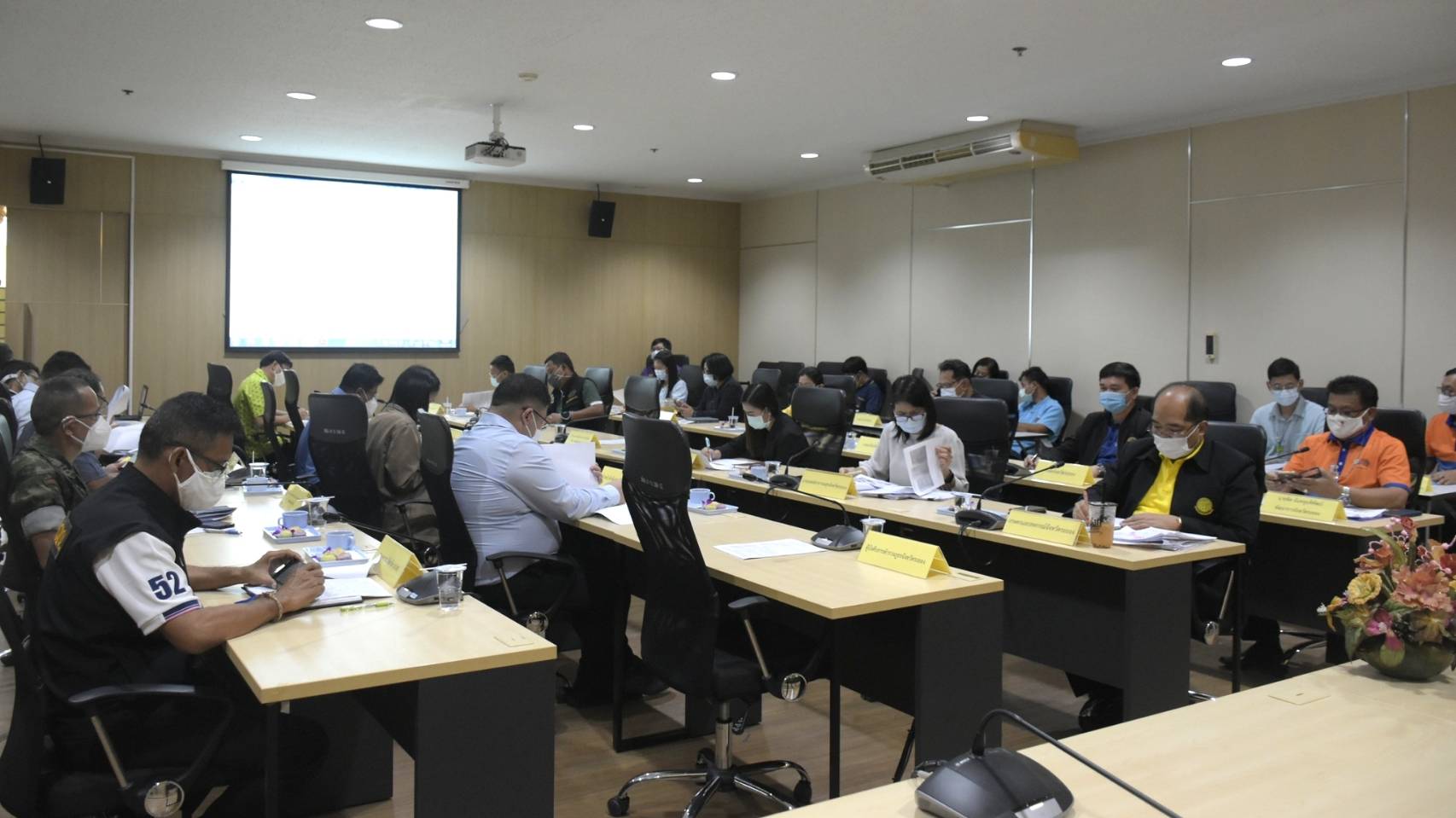 “พช.ระยอง” ประชุมคณะทำงานโครงการ “พัชรสุธาคชานุรักษ์” จังหวัดระยอง ครั้งที่ 1/2564