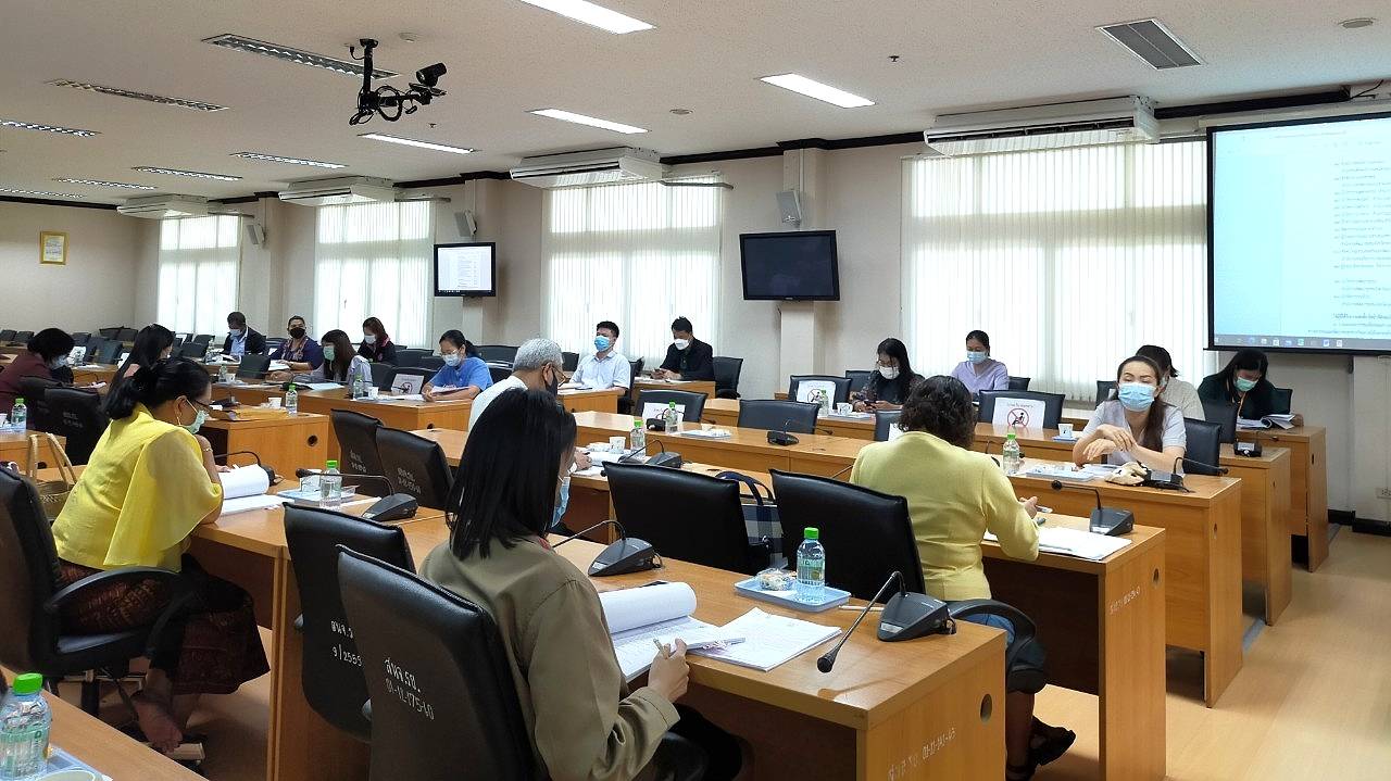 “พช.ระยอง” ประชุมคณะอนุกรรมการสนับสนุนการขจัดความยากจนและพัฒนาคนทุกช่วงวัยอย่างยั่งยืน ตามหลักปรัชญาของเศรษฐกิจพอเพียงจังหวัดระยอง ครั้งที่ 1/2564