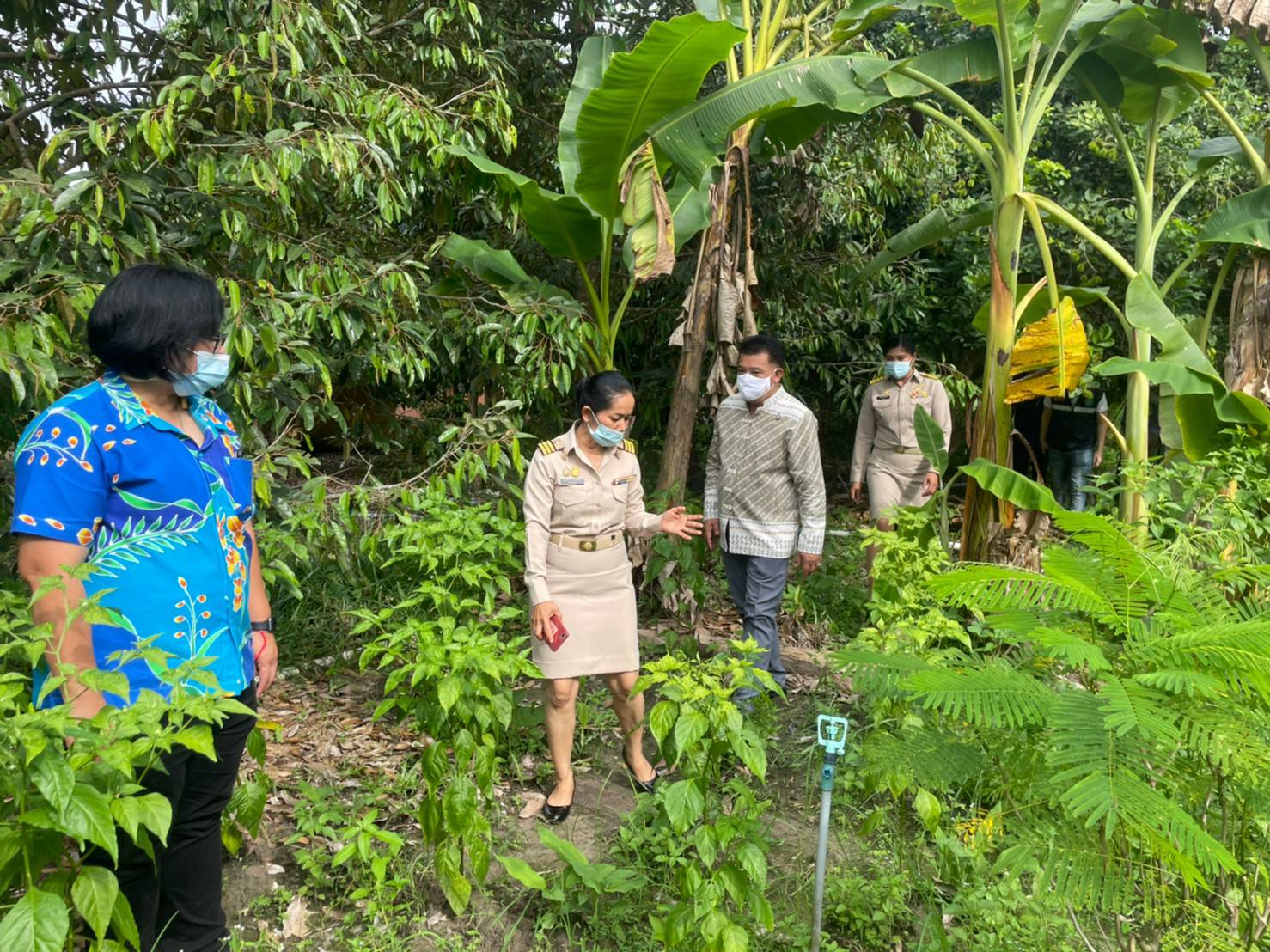 “พช.ระยอง” ขับเคลื่อนกิจกรรมการคัดสรรหมู่บ้านเศรษฐกิจพอเพียง “อยู่เย็น เป็นสุข” ดีเด่นระดับจังหวัด และกิจกรรมพัฒนาชุมชนดีเด่น ระดับจังหวัดประจำปี 2564