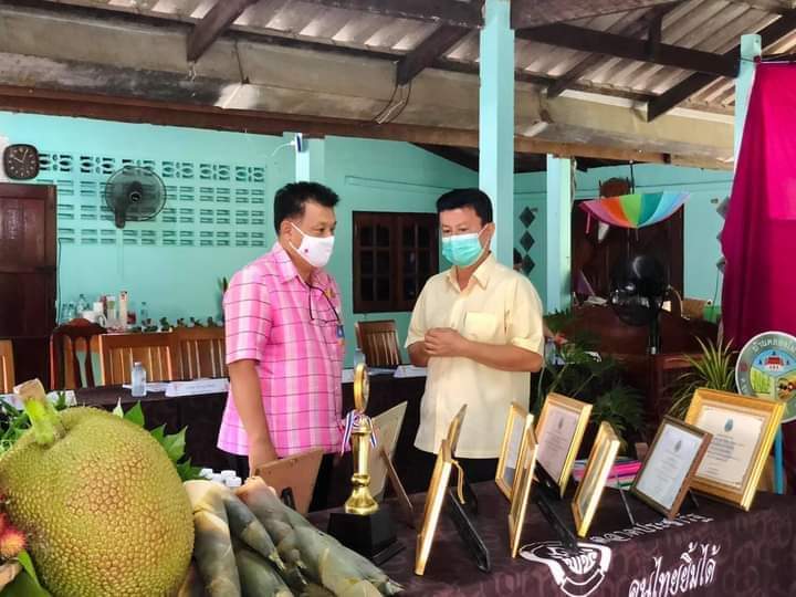 “พช.ระยอง” ขับเคลื่อนกิจกรรมการคัดสรรหมู่บ้านเศรษฐกิจพอเพียง “อยู่เย็น เป็นสุข” ดีเด่นระดับจังหวัด และกิจกรรมพัฒนาชุมชนดีเด่น ระดับจังหวัดประจำปี 2564 ณ อำเภอวังจันทร์