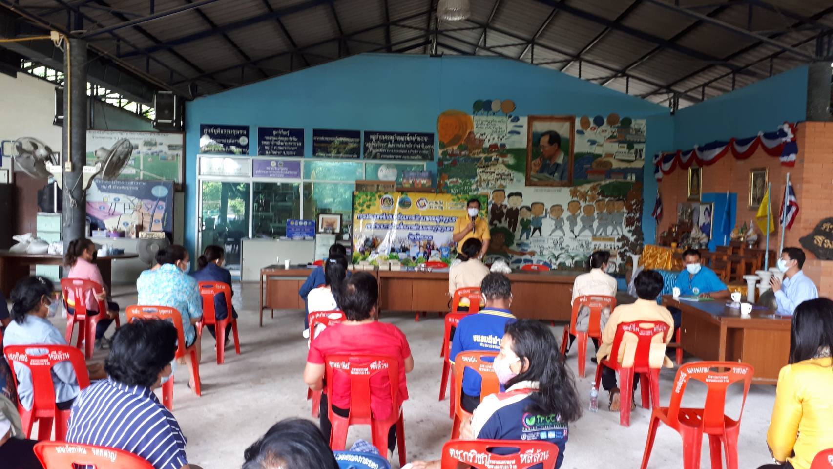 “พช.ระยอง” สานความร่วมมือกับบริษัท ประชารัฐรักสามัคคีระยอง(วิสาหกิจเพื่อสังคม) จำกัด ระยอง ลงพื้นให้การสนับสนุนกลุ่มอาหารปลอดภัย และ กลุ่มสัมมาชีพอย่างต่อเนื่อง