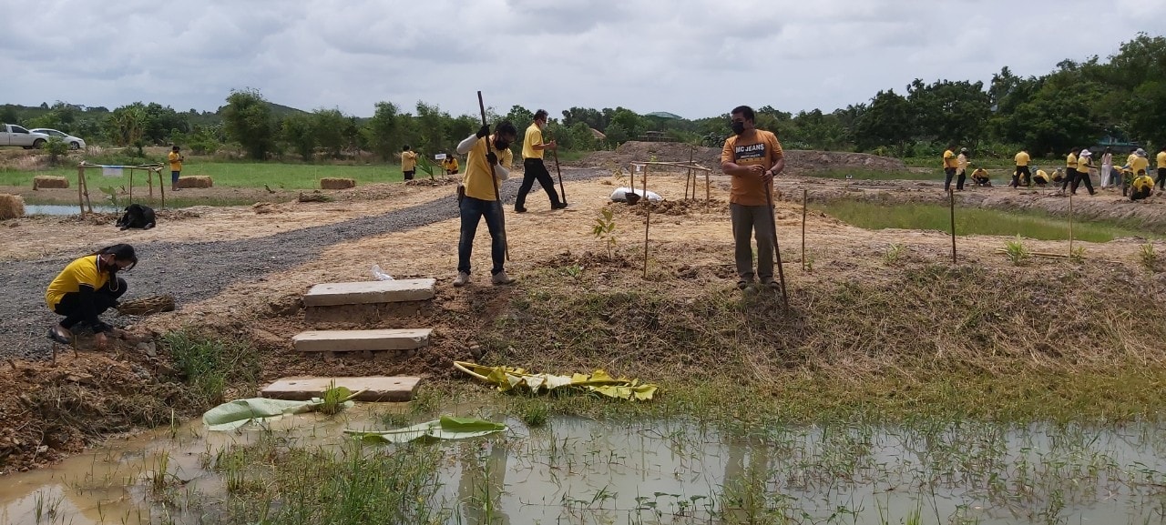 “พช.ระยอง” ร่วมขับเคลื่อนกิจกรรม “จิตอาสาพัฒนาชุมชนเอามื้อสามัคคี” เฉลิมพระเกียรติเนื่องในโอกาสมหามงคลเฉลิมพระชนมพรรษา พระบาทสมเด็จพระปรเมนทรรามาธิบดี ศรีสินทรมหาวชิราลงกรณ พระวชิรเกล้าเจ้าอยู่หัว