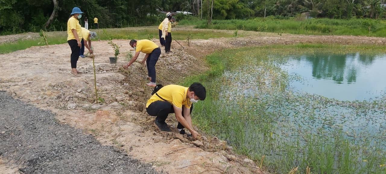 “พช.ระยอง” ร่วมขับเคลื่อนกิจกรรม “จิตอาสาพัฒนาชุมชนเอามื้อสามัคคี” เฉลิมพระเกียรติเนื่องในโอกาสมหามงคลเฉลิมพระชนมพรรษา พระบาทสมเด็จพระปรเมนทรรามาธิบดี ศรีสินทรมหาวชิราลงกรณ พระวชิรเกล้าเจ้าอยู่หัว