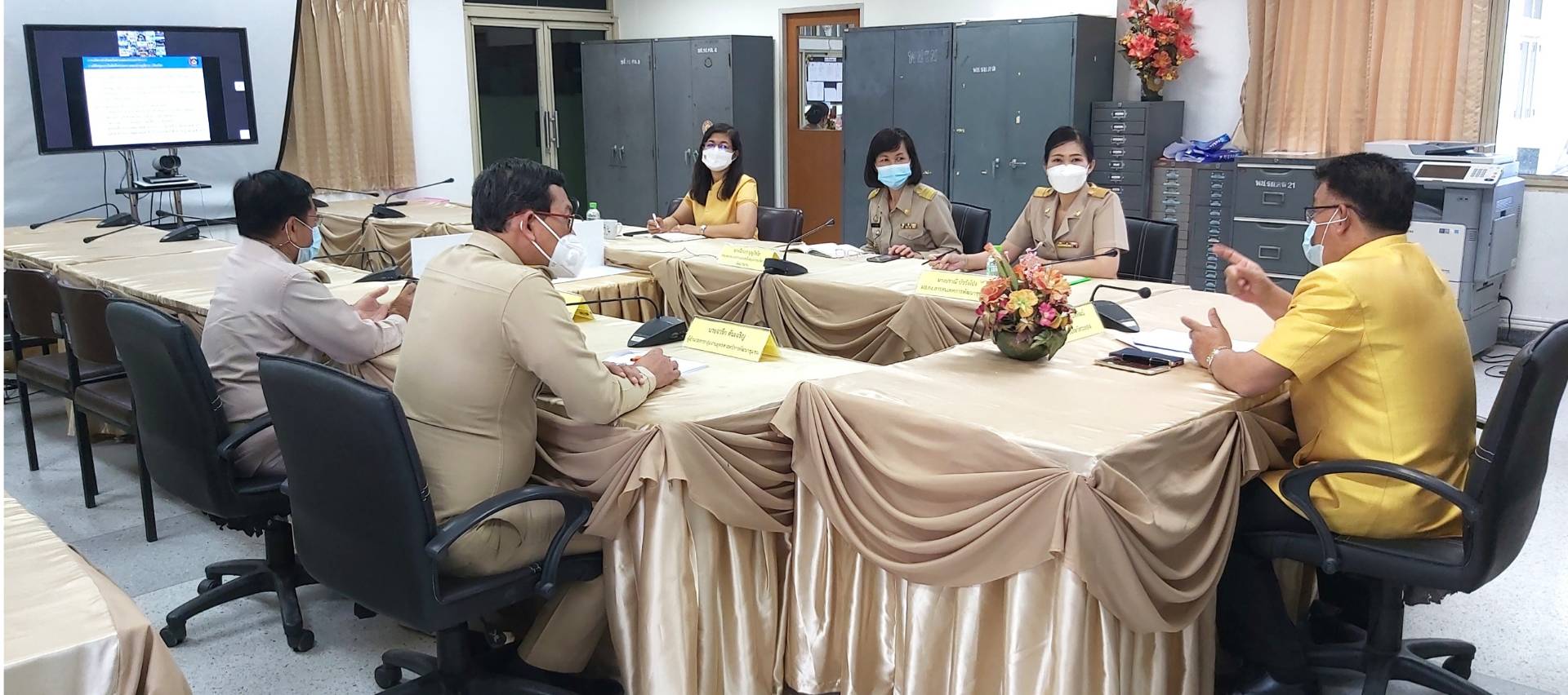 “พช.ระยอง” ร่วมประชุมทบทวนการบริหารกำลังคนในตำแหน่งประเภทวิชาการภายใต้กลุ่มงานในสังกัดส่วนกลางและส่วนภูมิภาค (จังหวัด) ครั้งที่ 1 /2564 ผ่านวีดิทัศน์ทางไกล (Video Conference)