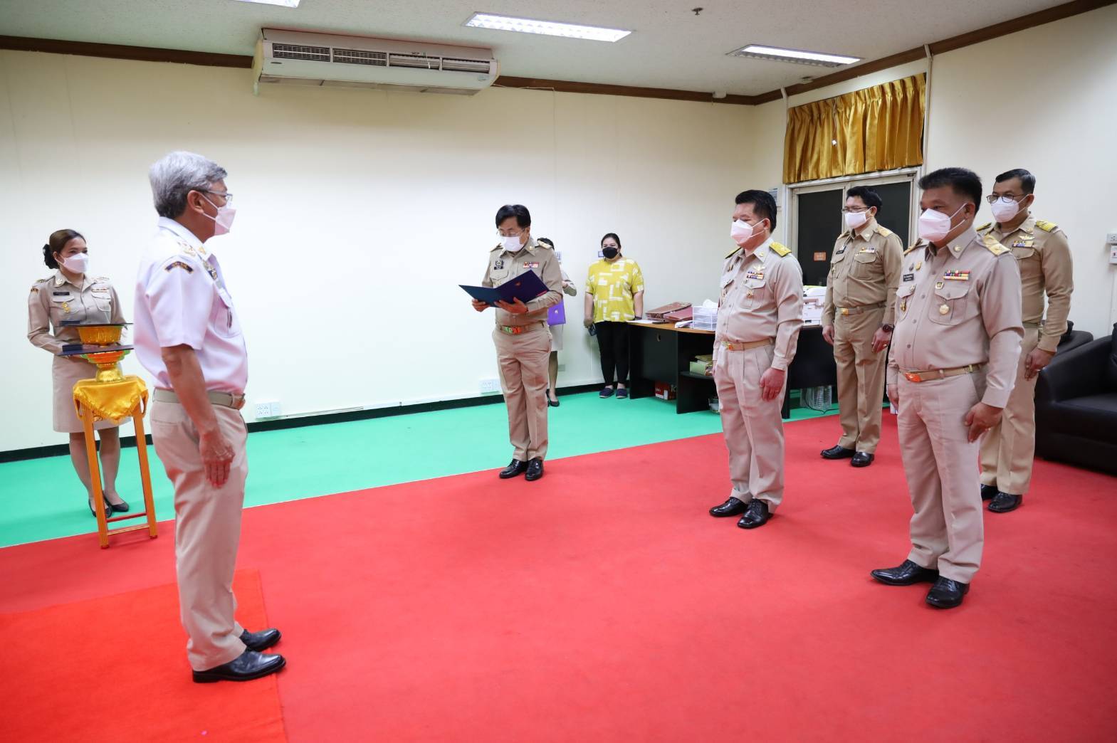 “พช. ระยอง”  รับมอบเครื่องหมาย “รักษาดินแดนยิ่งชีพ” เชิดชูเกียรติผู้ประกอบคุณงามความดีต่อประเทศชาติ