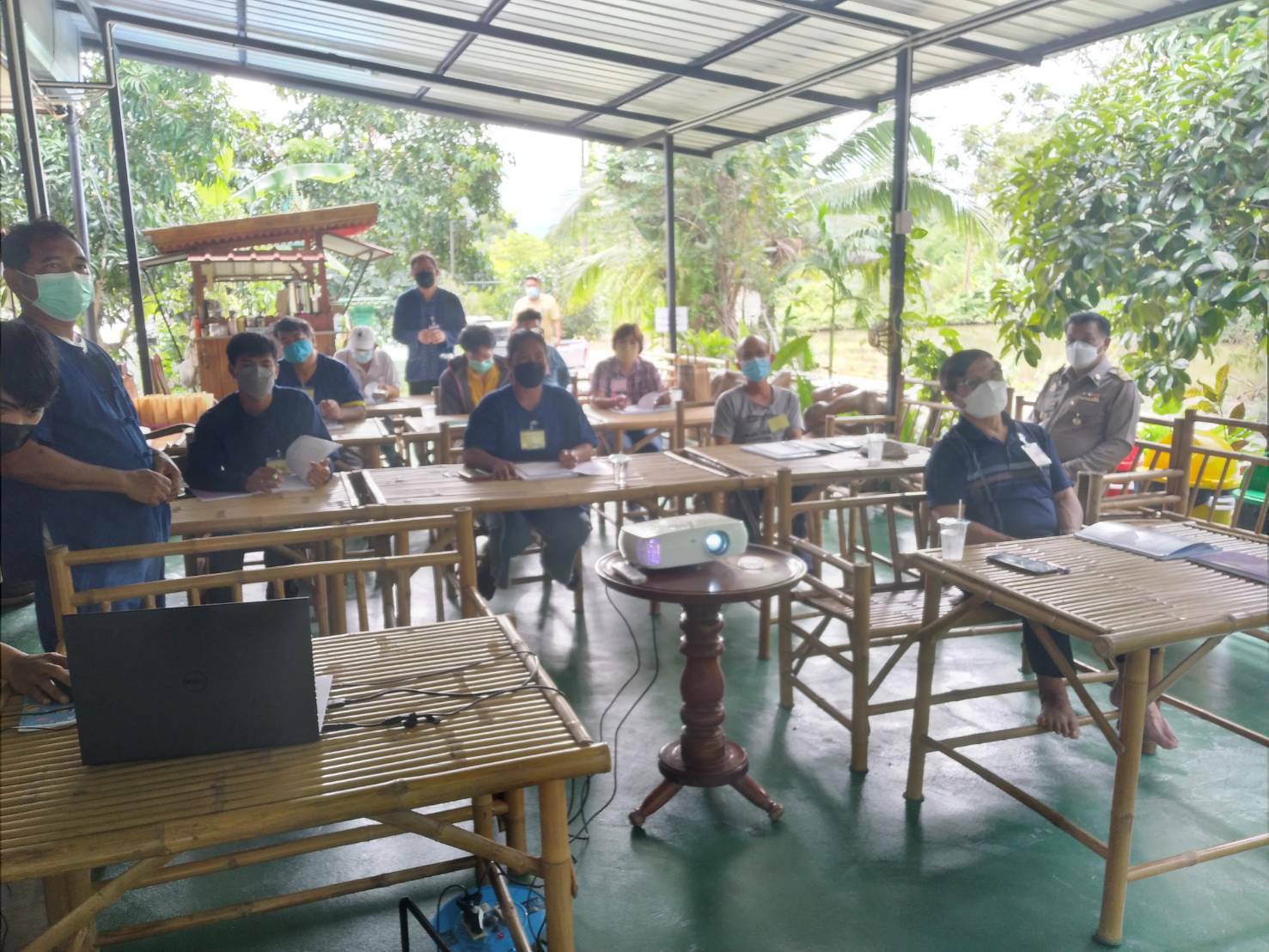 “พช.ระยอง” สนับสนุนการขับเคลื่อนดำเนินงานโครงการพัฒนาพื้นที่ต้นแบบตามหลักทฤษฎีใหม่ประยุกต์สู่ “โคก หนอง นา โมเดล”