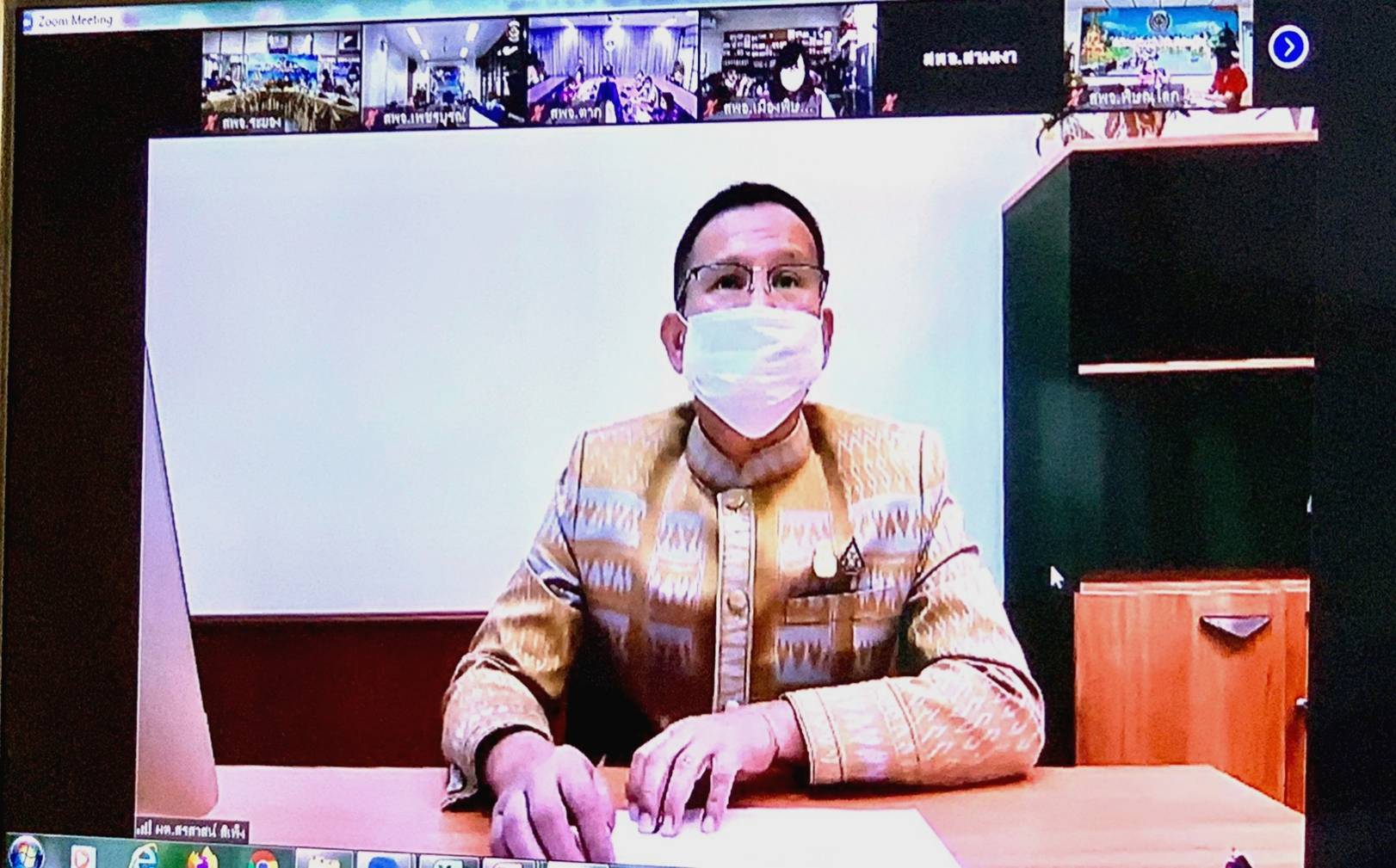 “พช.ระยอง”  ร่วมประชุมเชิงปฏิบัติการตรวจติดตามผลการดำเนินงานของหน่วยรับตรวจ รายไตรมาส  ครั้งที่ 4/2564 เขตตรวจราชการที่ 8 และเขตตรวจราชการที่  17  ผ่านระบบ Zoom Cloud Meeting