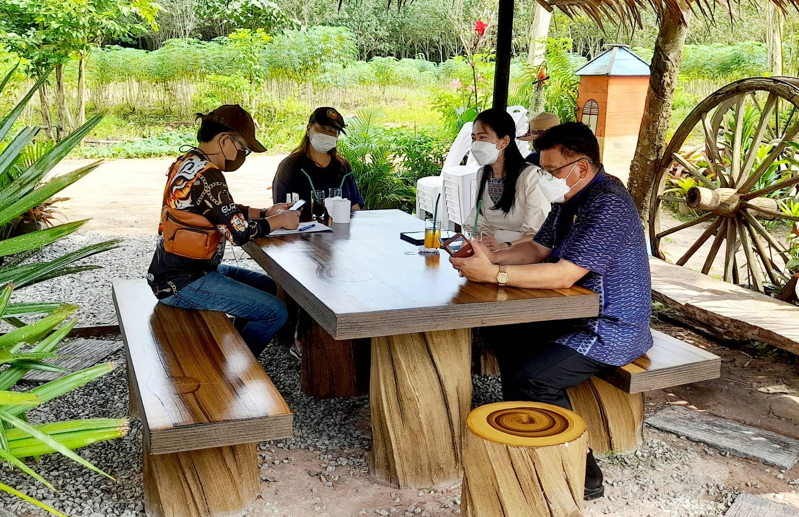 “พช.ระยอง” สนับสนุนการดำเนินโครงการสร้างภาพลักษณ์กรมการพัฒนาชุมชนด้วยการประชาสัมพันธ์ผ่านสื่อออนไลน์