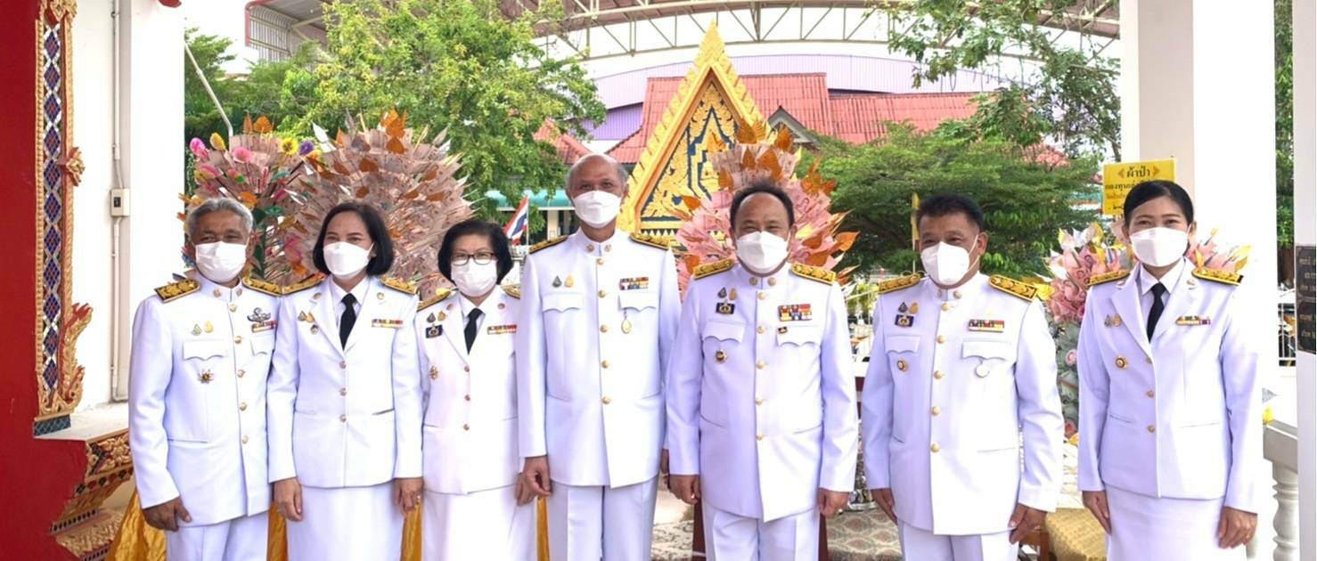 “พช.ระยอง”  ร่วมพิธีทอดผ้าป่า เพื่อน้อมเกล้าน้อมกระหม่อมถวายพระราชกุศลแด่พระบาทสมเด็จพระบรมชนกาธิเบศร มหาภูมิพลอดุลยเดชมหาราช บรมนาถบพิตร เนื่องในวันคล้ายวันสวรรคต และสมทบทุนโครงการทุนเล่าเรียนหลวงสำหรับพระสงฆ์ไทย จังหวัดระยอง