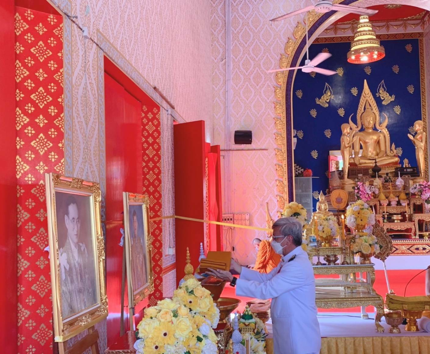 “พช.ระยอง”  ร่วมพิธีทอดผ้าป่า เพื่อน้อมเกล้าน้อมกระหม่อมถวายพระราชกุศลแด่พระบาทสมเด็จพระบรมชนกาธิเบศร มหาภูมิพลอดุลยเดชมหาราช บรมนาถบพิตร เนื่องในวันคล้ายวันสวรรคต และสมทบทุนโครงการทุนเล่าเรียนหลวงสำหรับพระสงฆ์ไทย จังหวัดระยอง