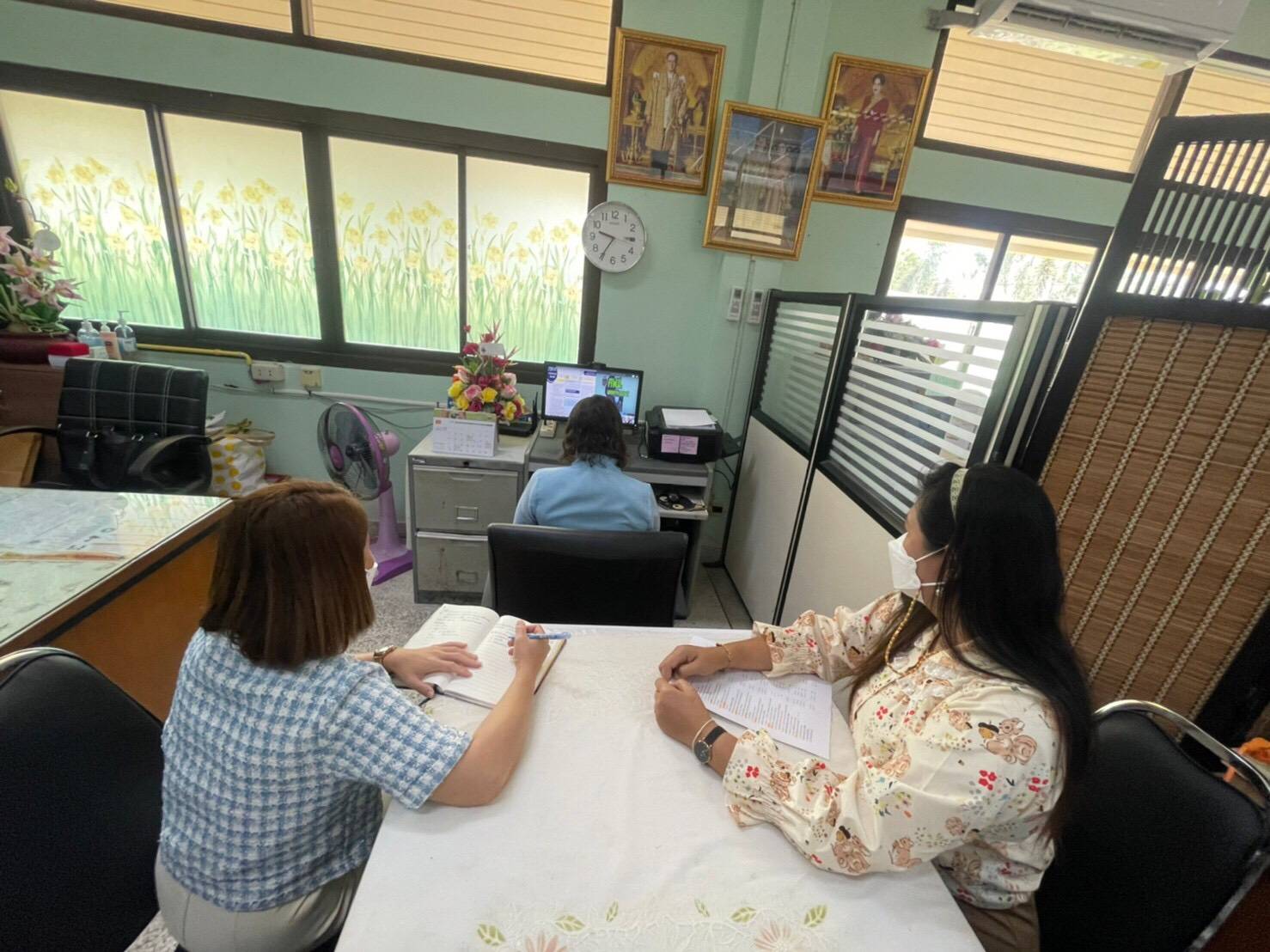 “พช.ระยอง”  ร่วมรับฟังการประชุมมอบนโยบายการขับเคลื่อนงานพัฒนาชุมชน ประจำปี 2565  ผ่านระบบการประชุมทางไกล (Video Conference)