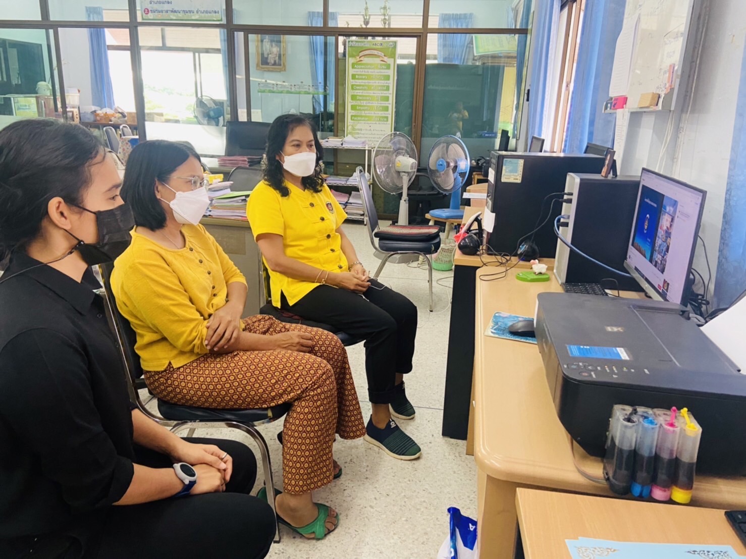 “พช.ระยอง” ร่วมประชุมเสริมสร้างศักยภาพเจ้าหน้าที่พัฒนาชุมชนด้านการจัดทำบัญชีกลุ่มออมทรัพย์เพื่อการผลิต ผ่านระบบการประชุมทางไกล (Video Conference) ?