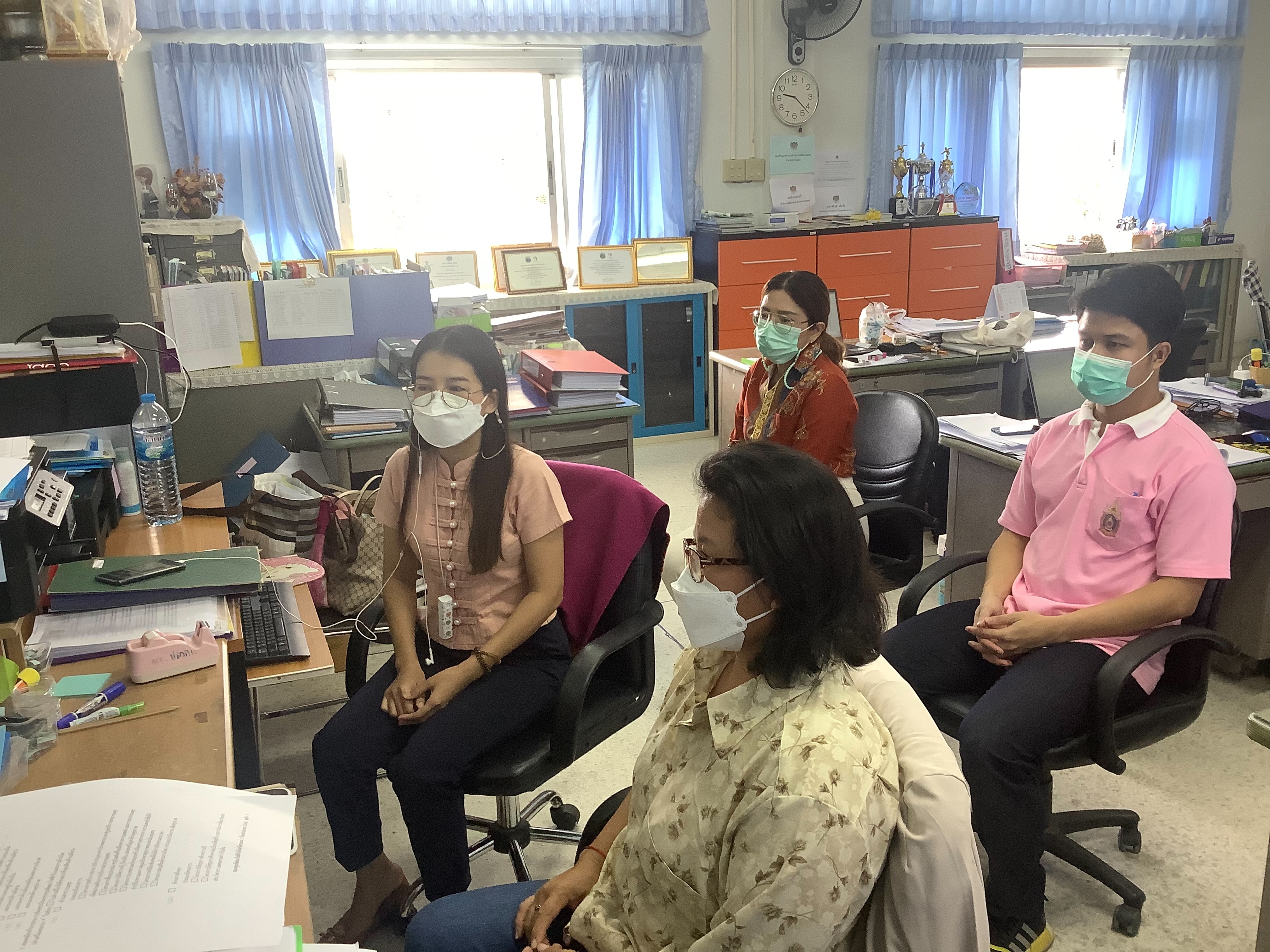 “พช.ระยอง” ร่วมประชุมเพิ่มศักยภาพกลไกการขับเคลื่อนกองทุนชุมชนตามหลักธรรมาภิบาล ผ่านระบบการประชุมทางไกล (Video Conference) ระหว่างวันที่ 22-23 พฤศจิกายน 2564