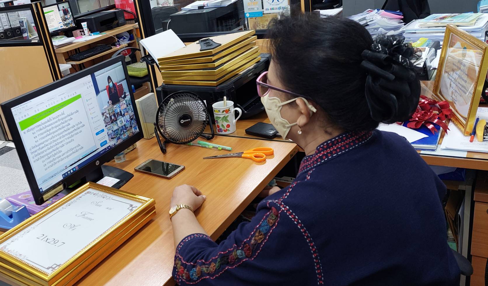 “พช.ระยอง” ร่วมประชุมเพิ่มศักยภาพกลไกการขับเคลื่อนกองทุนชุมชนตามหลักธรรมาภิบาล ผ่านระบบการประชุมทางไกล (Video Conference) ระหว่างวันที่ 22-23 พฤศจิกายน 2564