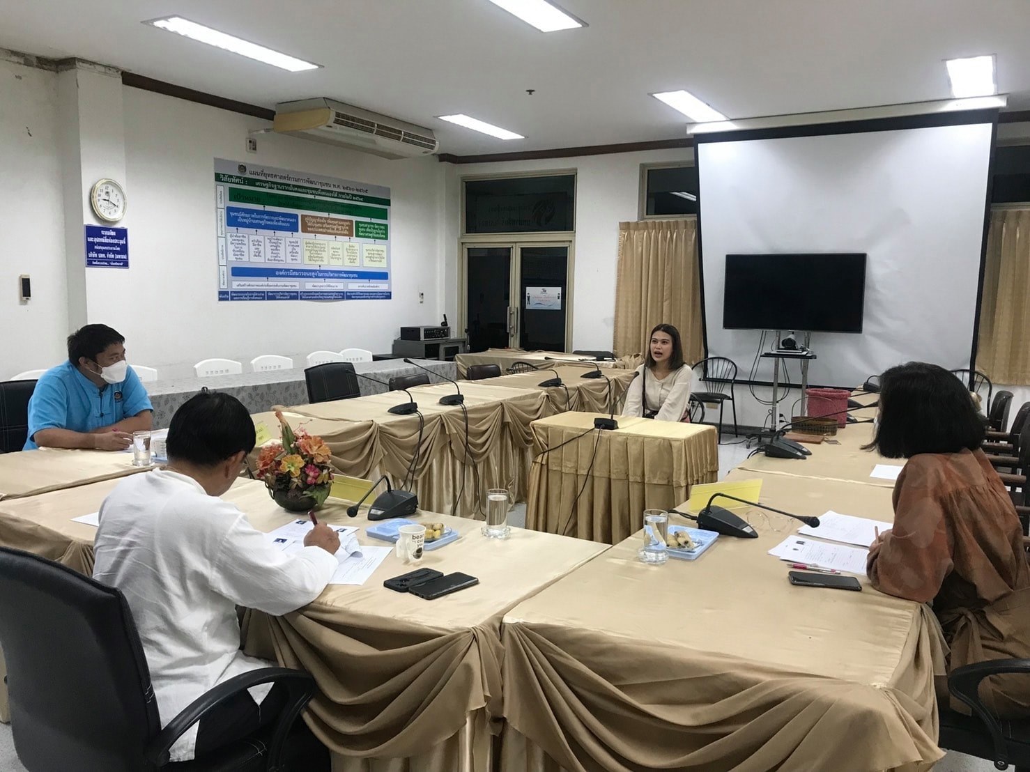 “พช.ระยอง” ดำเนินการสอบคัดเลือกบุคคลเพื่อจัดจ้างเป็นลูกจ้างเหมาบริการ ตามโครงการนักการตลาดรุ่นใหม่ (OTOP)?