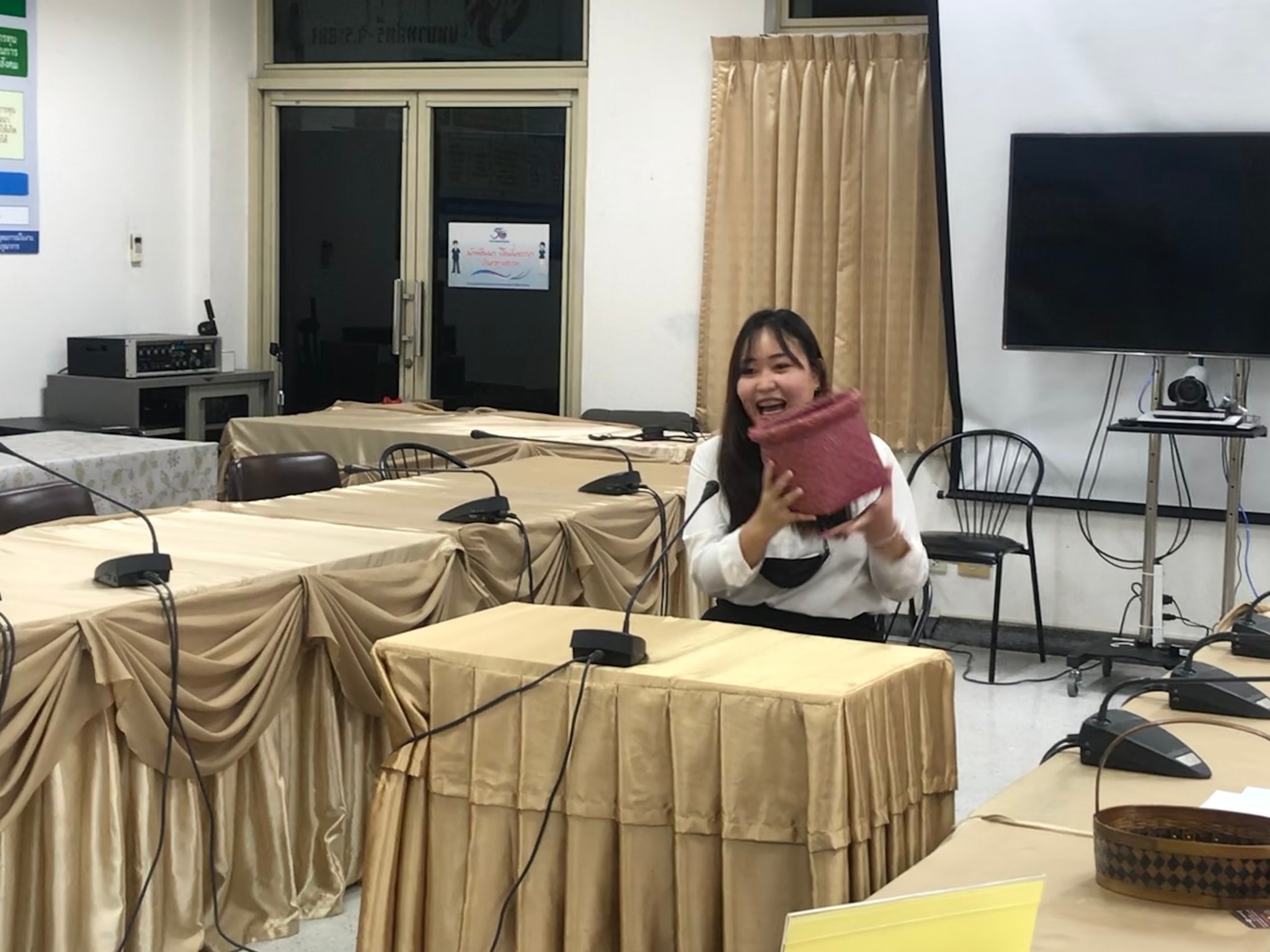 “พช.ระยอง” ดำเนินการสอบคัดเลือกบุคคลเพื่อจัดจ้างเป็นลูกจ้างเหมาบริการ ตามโครงการนักการตลาดรุ่นใหม่ (OTOP)?