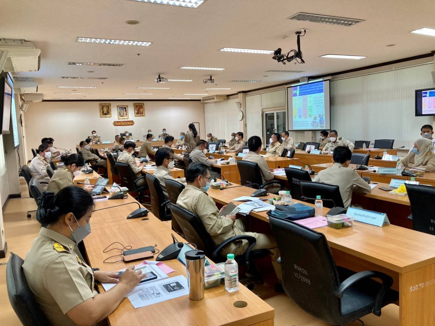 “พช.ระยอง” ร่วมประชุมกรมการจังหวัด ครั้งที่  10/2564