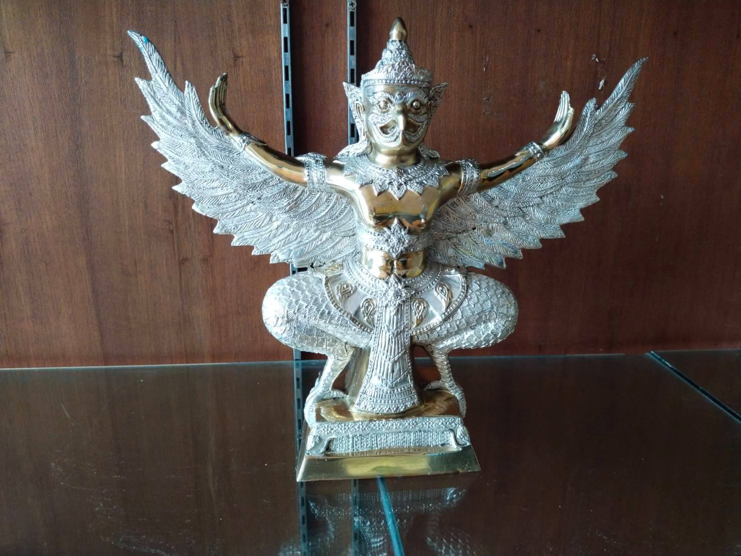 “พช.ระยอง” ลงพื้นที่ตรวจเยี่ยมผู้ประกอบการOTOP กลุ่มผลิตภัณฑ์งานทองเหลือง อำเภอเขาชะเมา จังหวัดระยอง