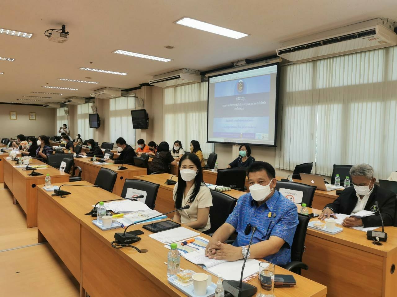 “พช.ระยอง” ประชุมตรวจสอบรับรองคุณภาพข้อมูลเพื่อการพัฒนาชุมชนจังหวัดระยอง  ปี 2564