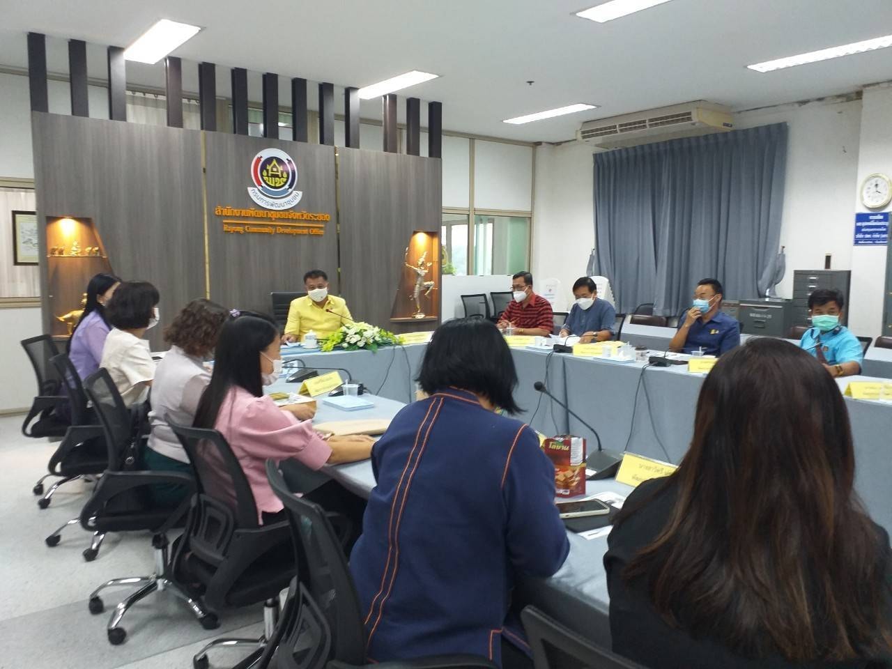 “พช.ระยอง”  ร่วมประชุมรับมอบนโยบายการปฏิบัติราชการในการตรวจเยี่ยมส่วนราชการระดับกรมในสังกัดกระทรวงมหาดไทย ผ่านระบบ  Zoom Cloud Meeting