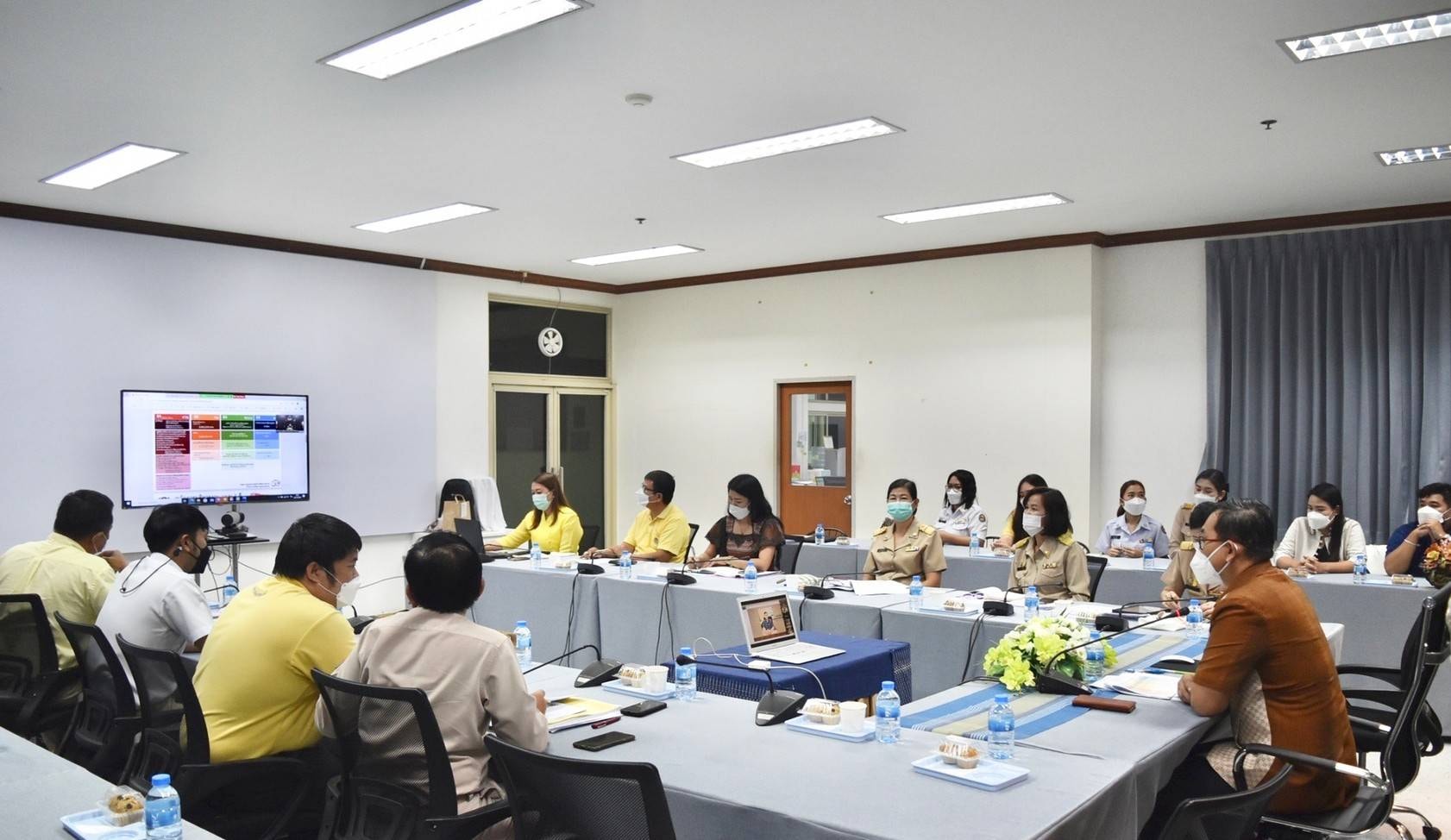 “พช.ระยอง” ประชุมขับเคลื่อนงานพัฒนาชุมชน ประจำปี 2565 ผ่านระบบ Zoom Cloud Meeting