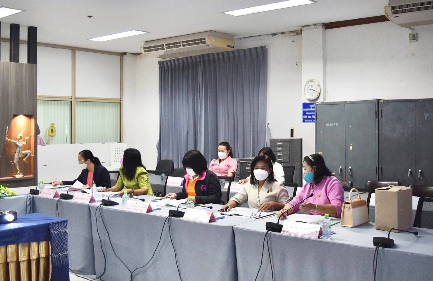 “พช.ระยอง”  ประชุมคณะอนุกรรมการบริหารกองทุนพัฒนาบทบาทสตรีระดับจังหวัด ครั้งที่ 10/2564