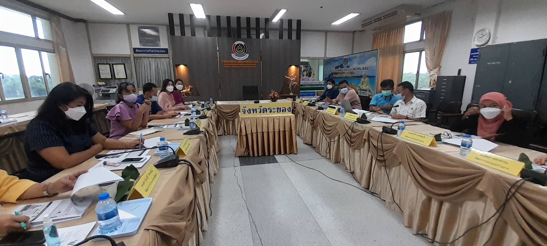 “พช.ระยอง” ร่วมประชุมการขับเคลื่อนงานเศรษฐกิจฐานรากด้วยกองทุนชุมชน ประจำปีงบประมาณ พ.ศ. 2565 ผ่านระบบการประชุมทางไกล (Video Conference)