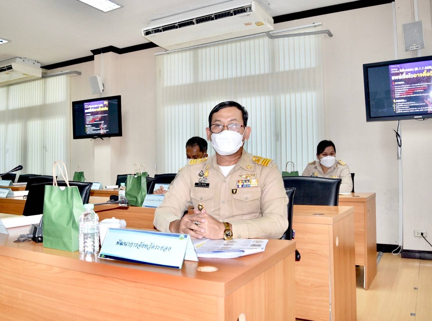 “พช.ระยอง”  ร่วมประชุมกรมการจังหวัดระยอง ครั้งที่ 11/2564