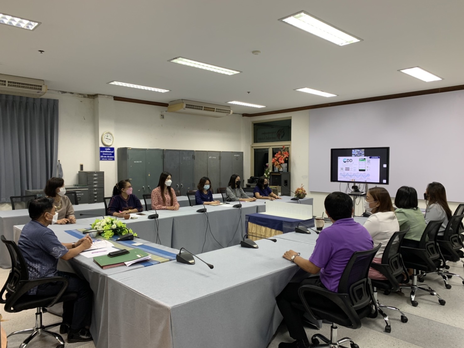 “พช.ระยอง” ร่วมประชุมกรมการพัฒนาชุมชน ครั้งที่ 11/2564 ผ่านระบบวิดีทัศน์ทางไกล (Video Conference)