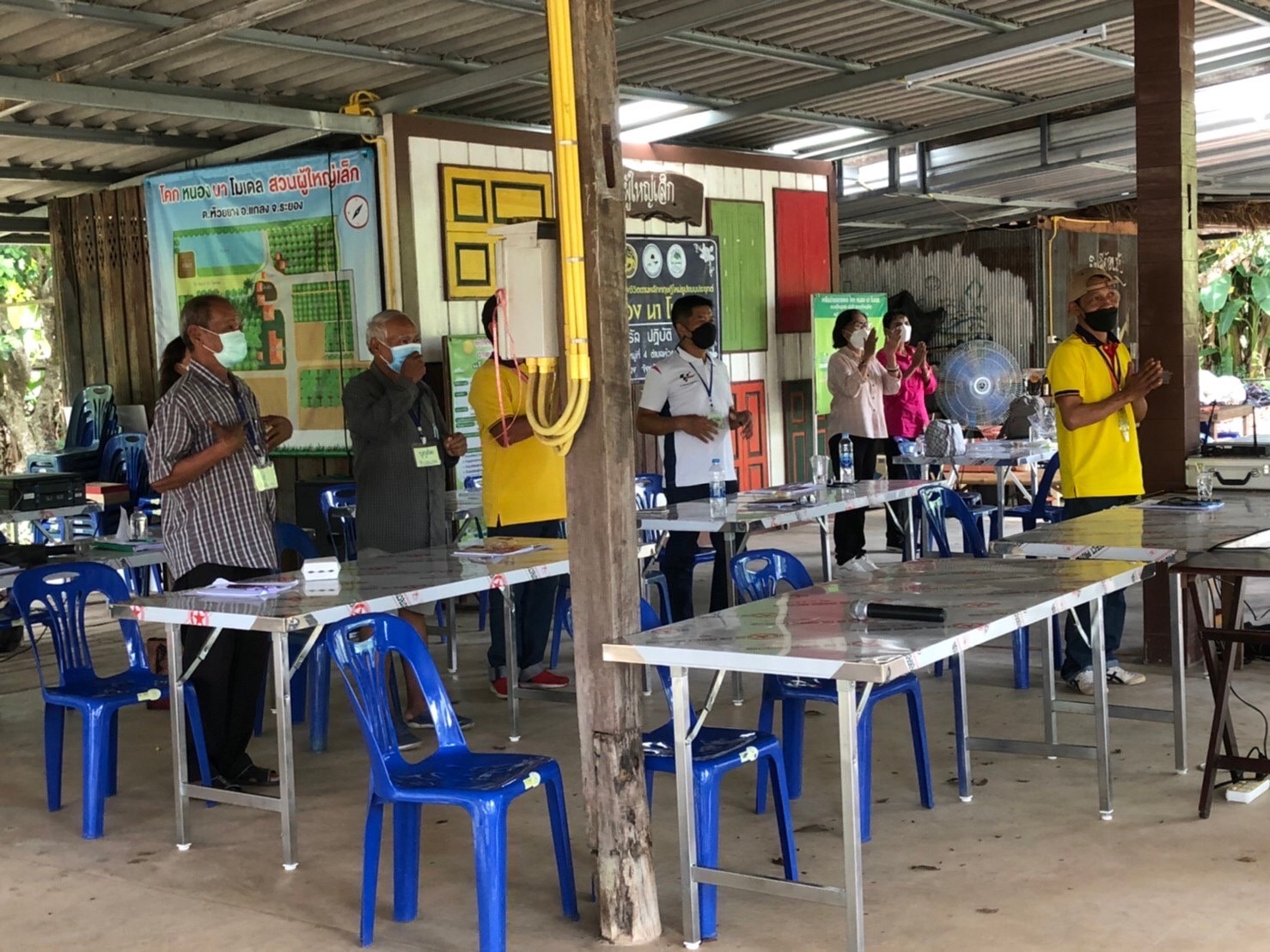 “พช.ระยอง” ขับเคลื่อนการดำเนินงานโครงการพัฒนาหมู่บ้านเศรษฐกิจพอเพียง ปี 2565