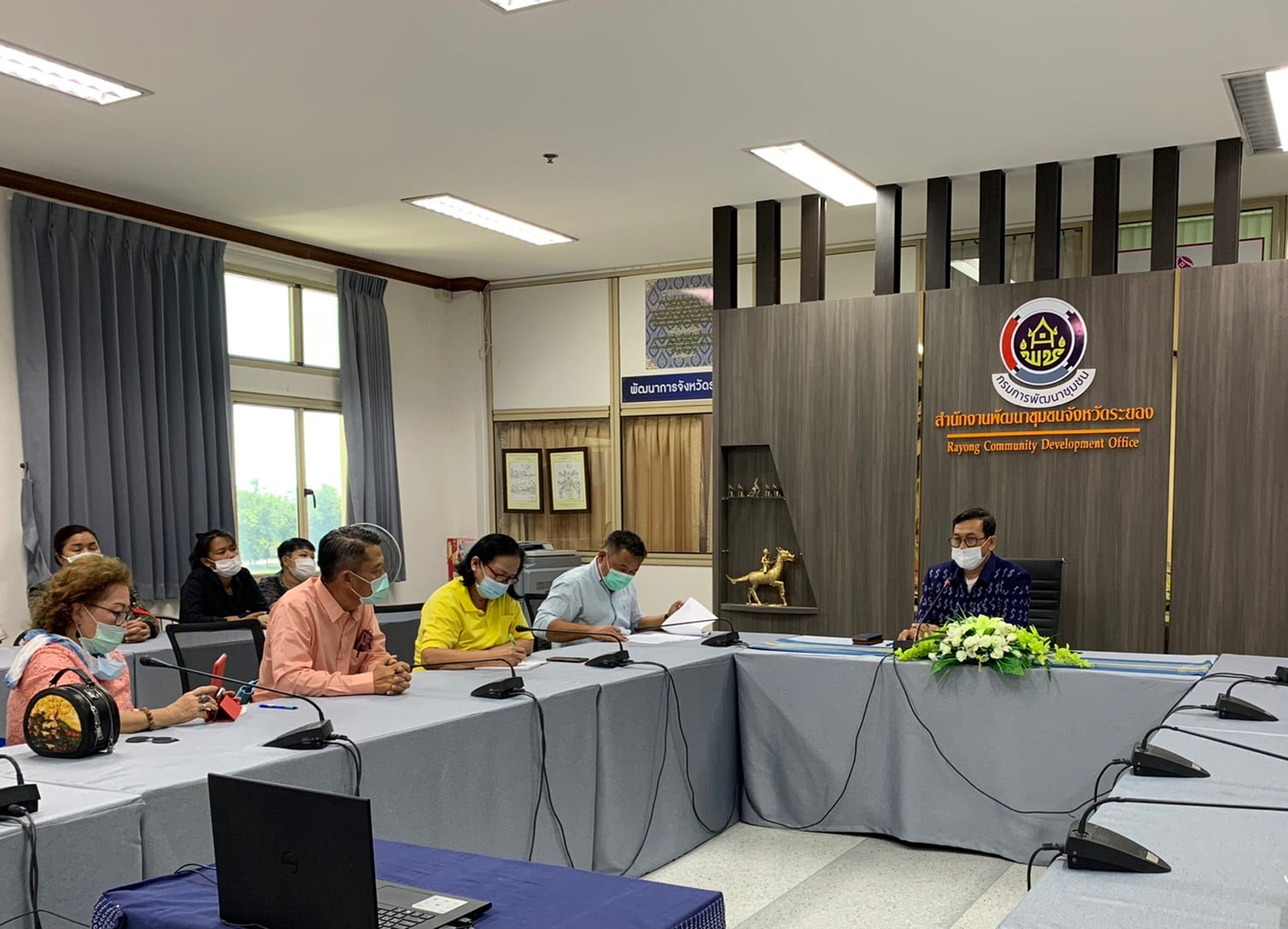 “พช.ระยอง” ร่วมประชุมโครงการพัฒนาและเสริมสร้างความเข้มแข็งของเศรษฐกิจฐานราก ประจำปี 2565