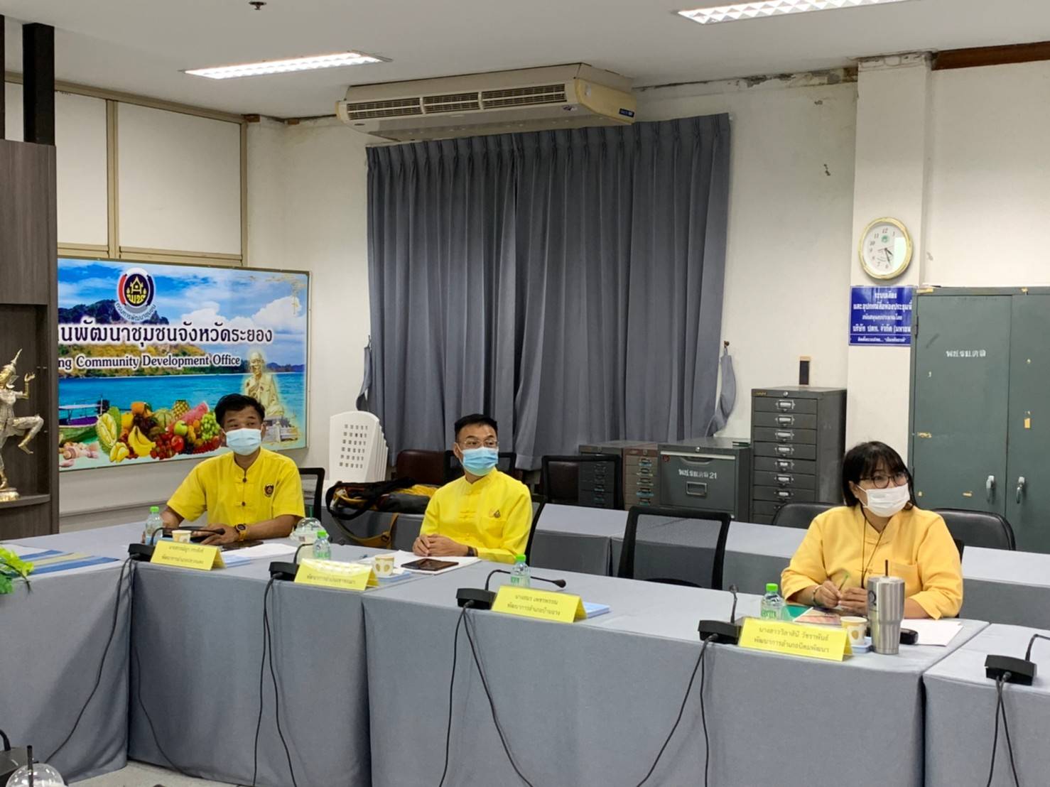 พช.ระยอง ร่วมโครงการฝึกอบรมบุคลากรกรมการพัฒนาชุมชน หลักสูตรเสริมสมรรถนะพัฒนาการอำเภอ ประจำปีงบประมาณ พ.ศ. 2565 ผ่านระบบ Zoom Cloud Meeting