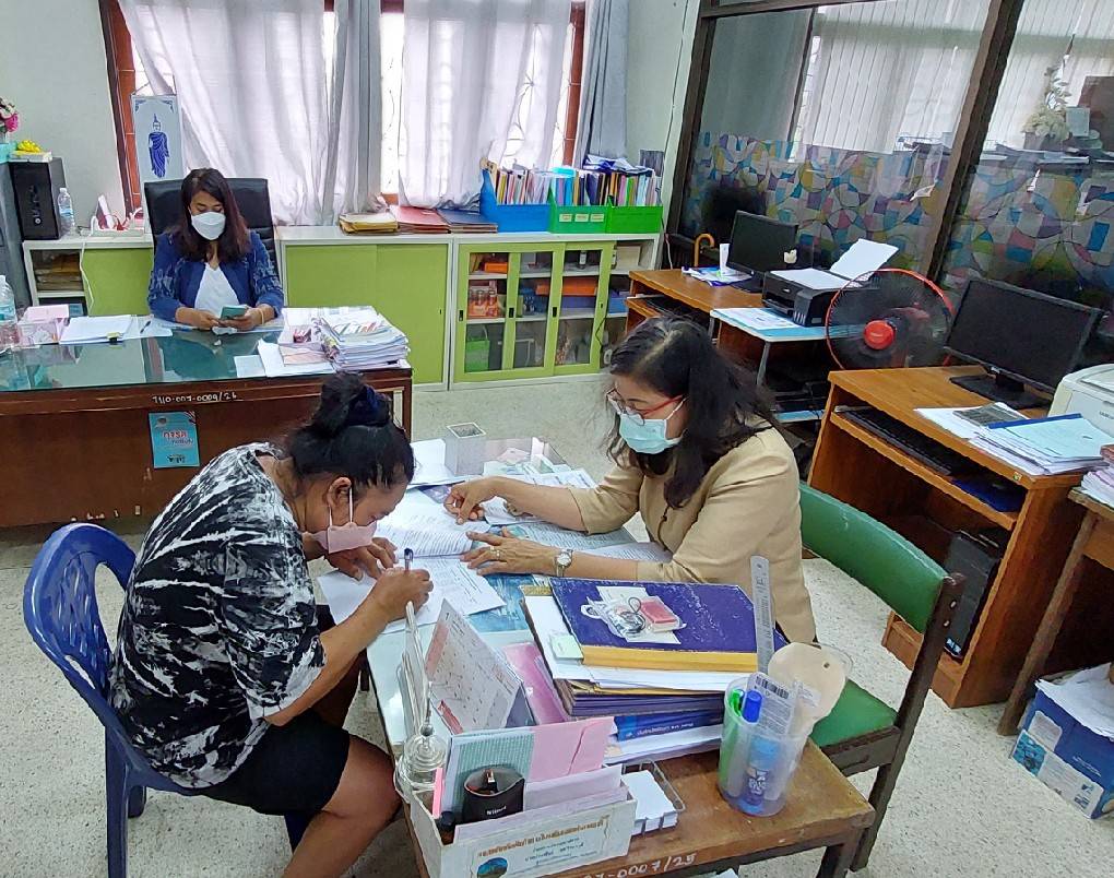 “พช.ระยอง” ลงพื้นที่สนับสนุนการจัดทำสัญญาเงินอุดหนุน และเงินทุนหมุนเวียน ในพื้นที่อำเภอนิคมพัฒนา และอำเภอวังจันทร์ จังหวัดระยอง