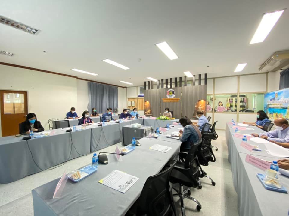 พช.ระยอง จัดการประชุมคณะกรรมการคัดสรรสุดยอดหนึ่งตำบล หนึ่งผลิตภัณฑ์ไทย ปี พ.ศ.2565 จังหวัดระยอง