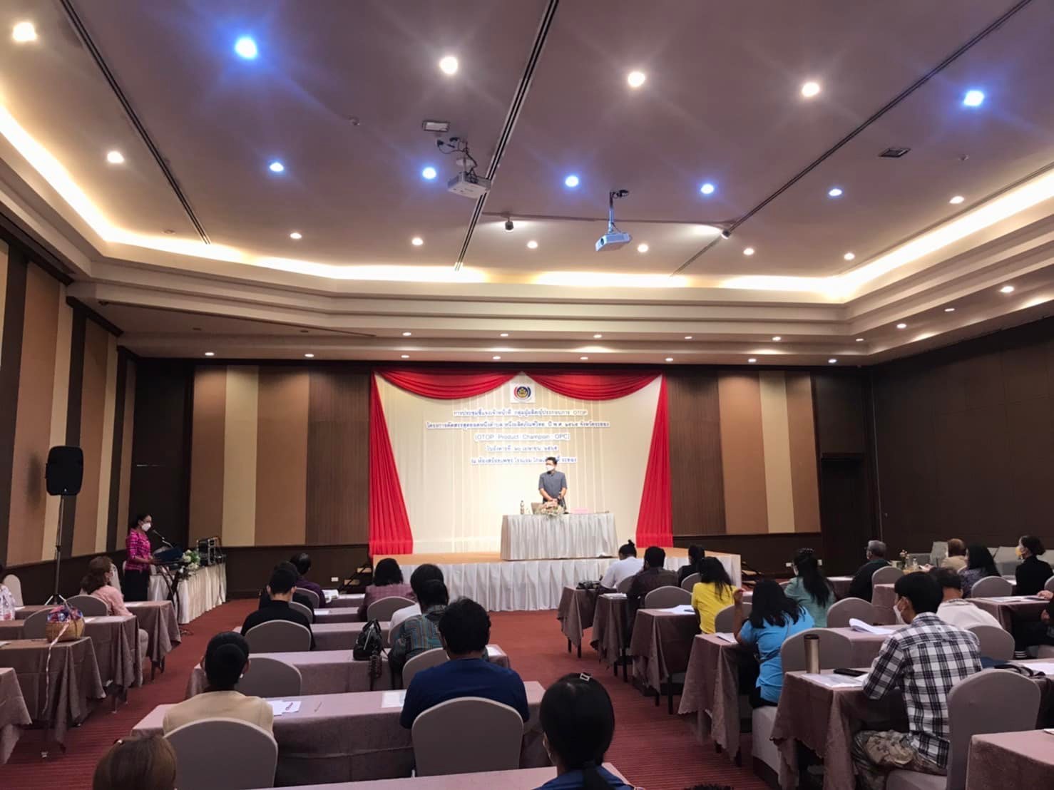 พช.ระยอง ขับเคลื่อนดำเนินงานโครงการคัดสรรสุดยอดหนึ่งตำบล หนึ่งผลิตภัณฑ์ไทย ปี พ.ศ. 2565 (OTOP Product Champion:OPC??)