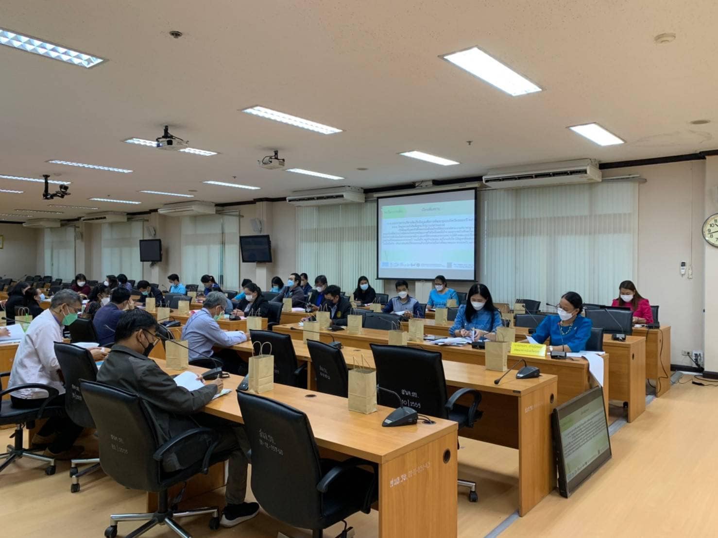 พช.ระยอง ประชุมคณะทำงานบริหารการจัดเก็บข้อมูล จปฐ. และ กชช.2ค ระดับจังหวัด